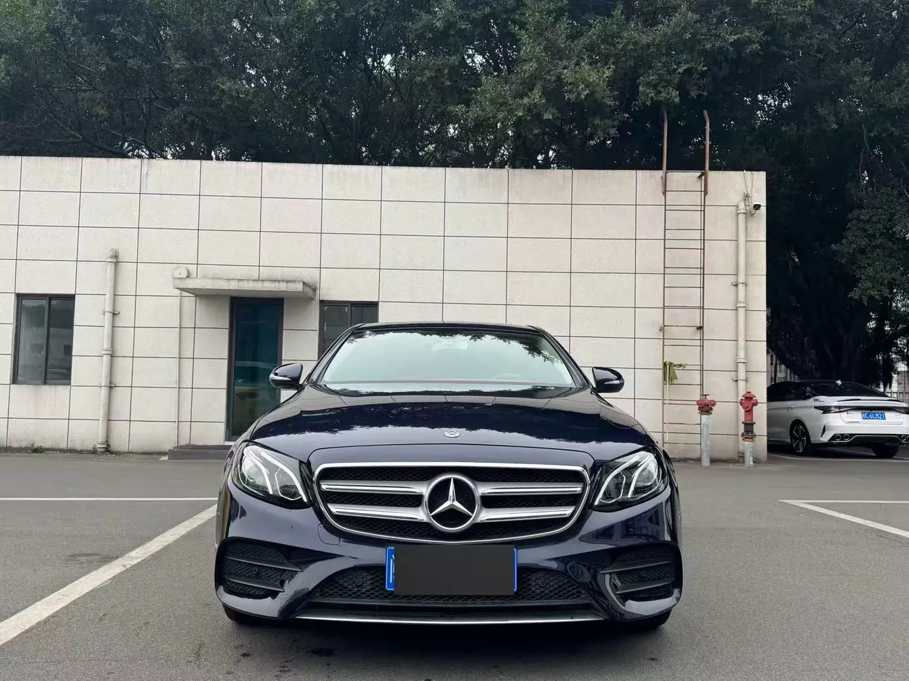 Mercedes-Benz E-Class  из Китая