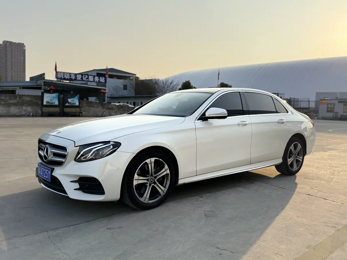 Mercedes-Benz E-Class  из Китая