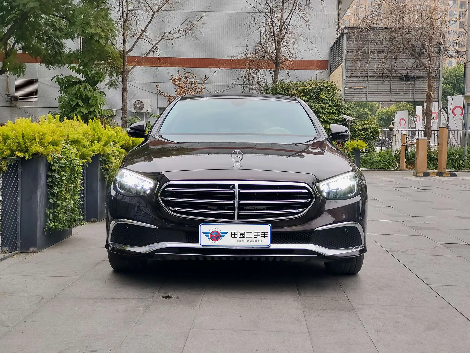 Mercedes-Benz E-Class  из Китая