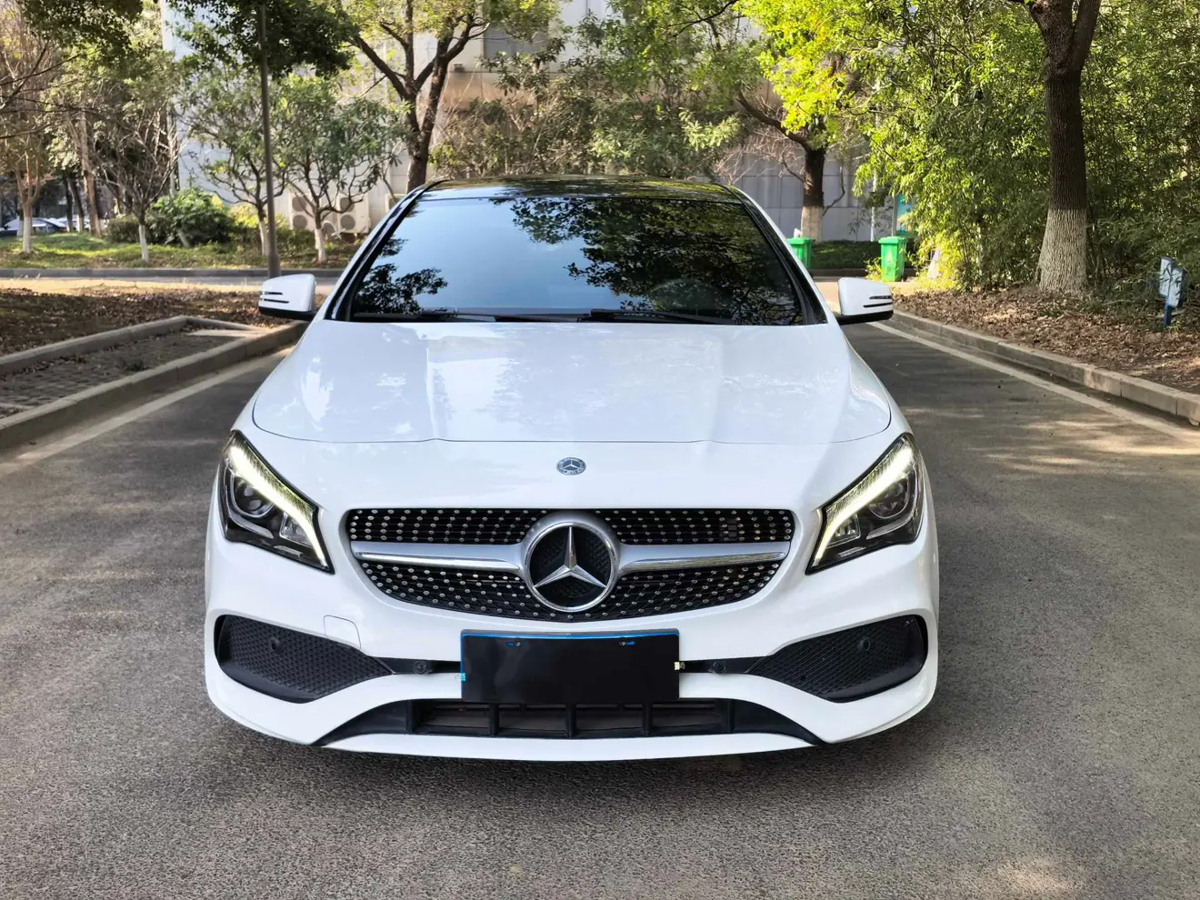 Mercedes-Benz Mercedes CLA  из Китая