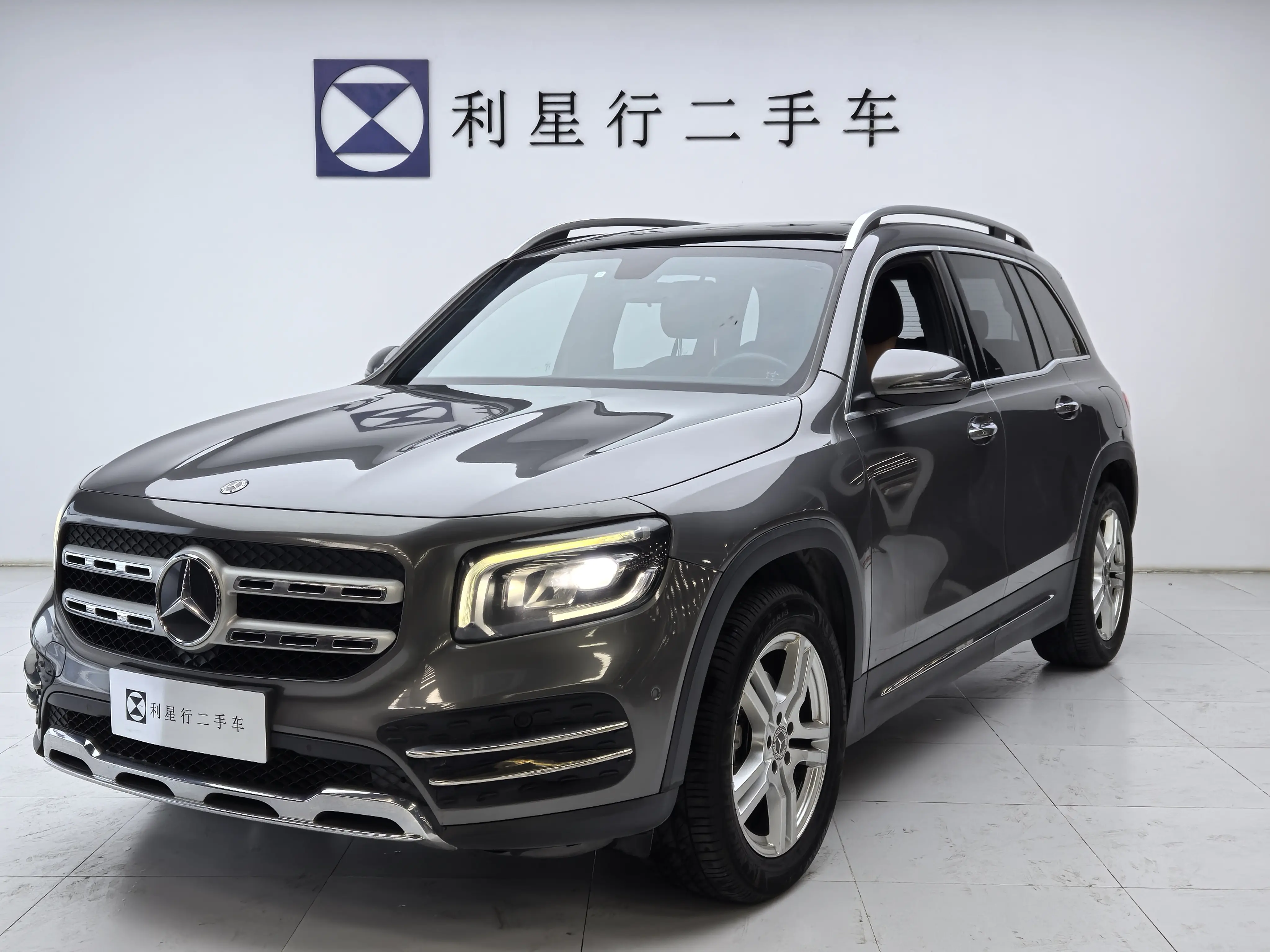 Mercedes-Benz GLB  из Китая