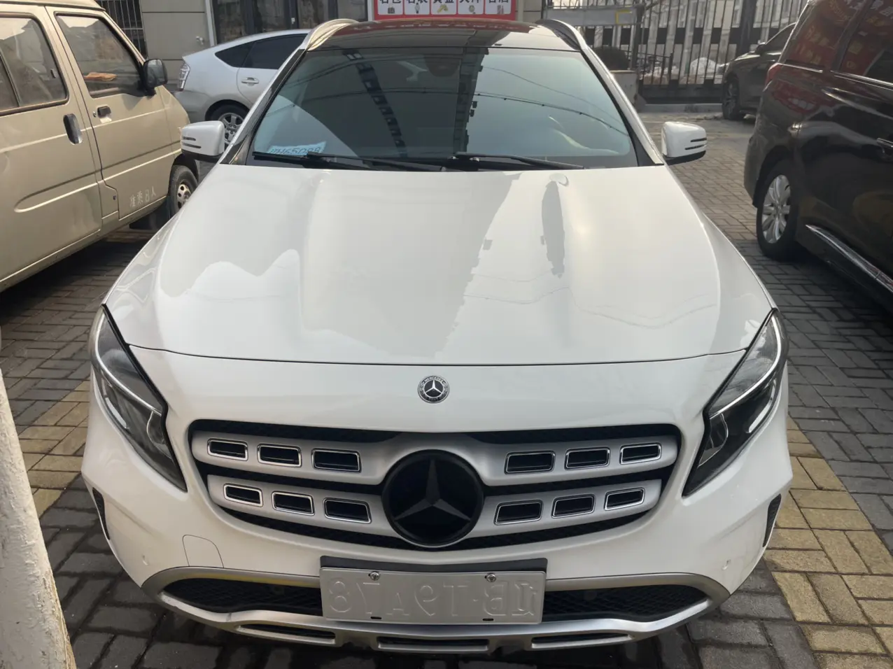 Mercedes-Benz GLA  из Китая