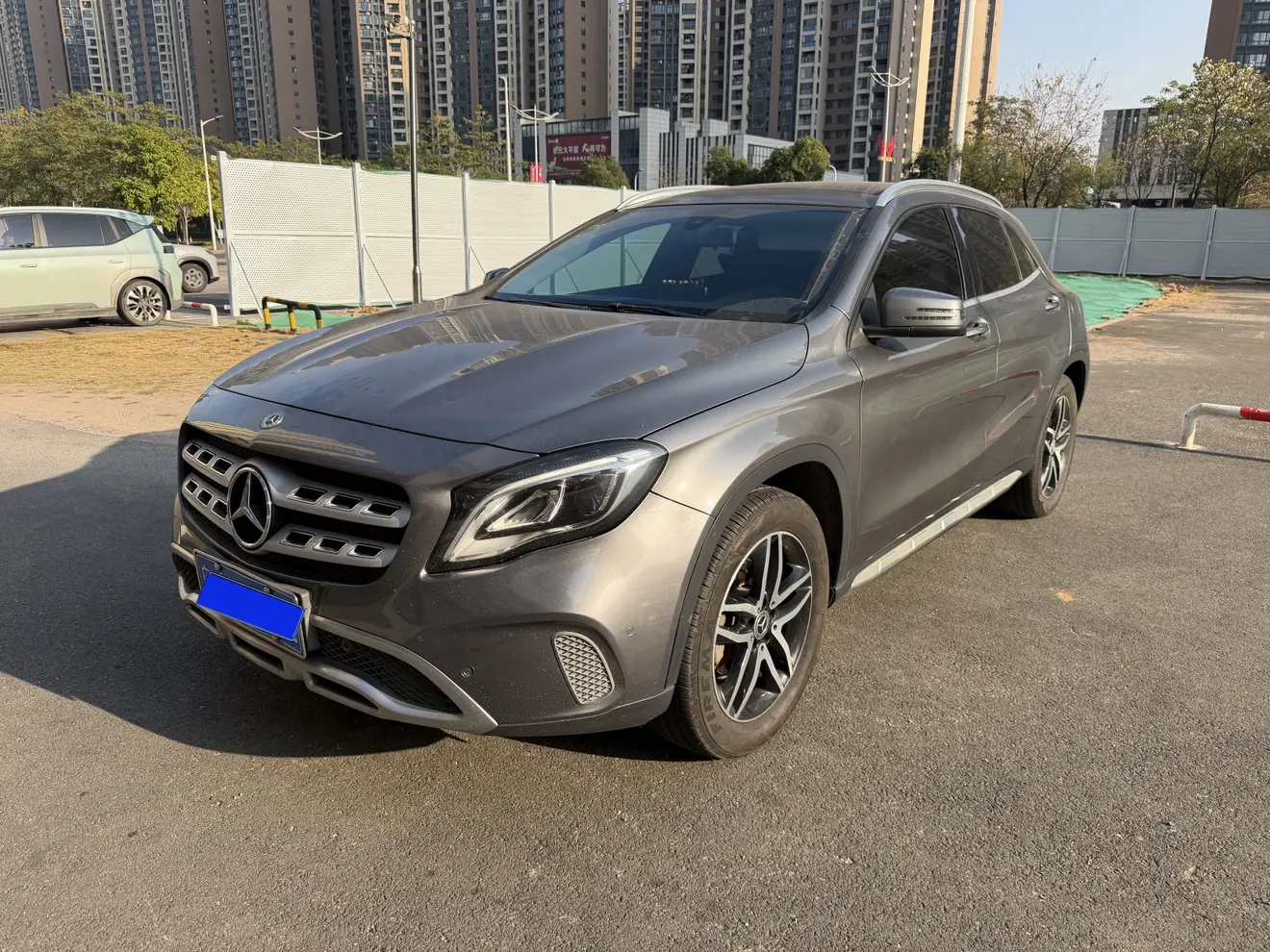Mercedes-Benz GLA  из Китая