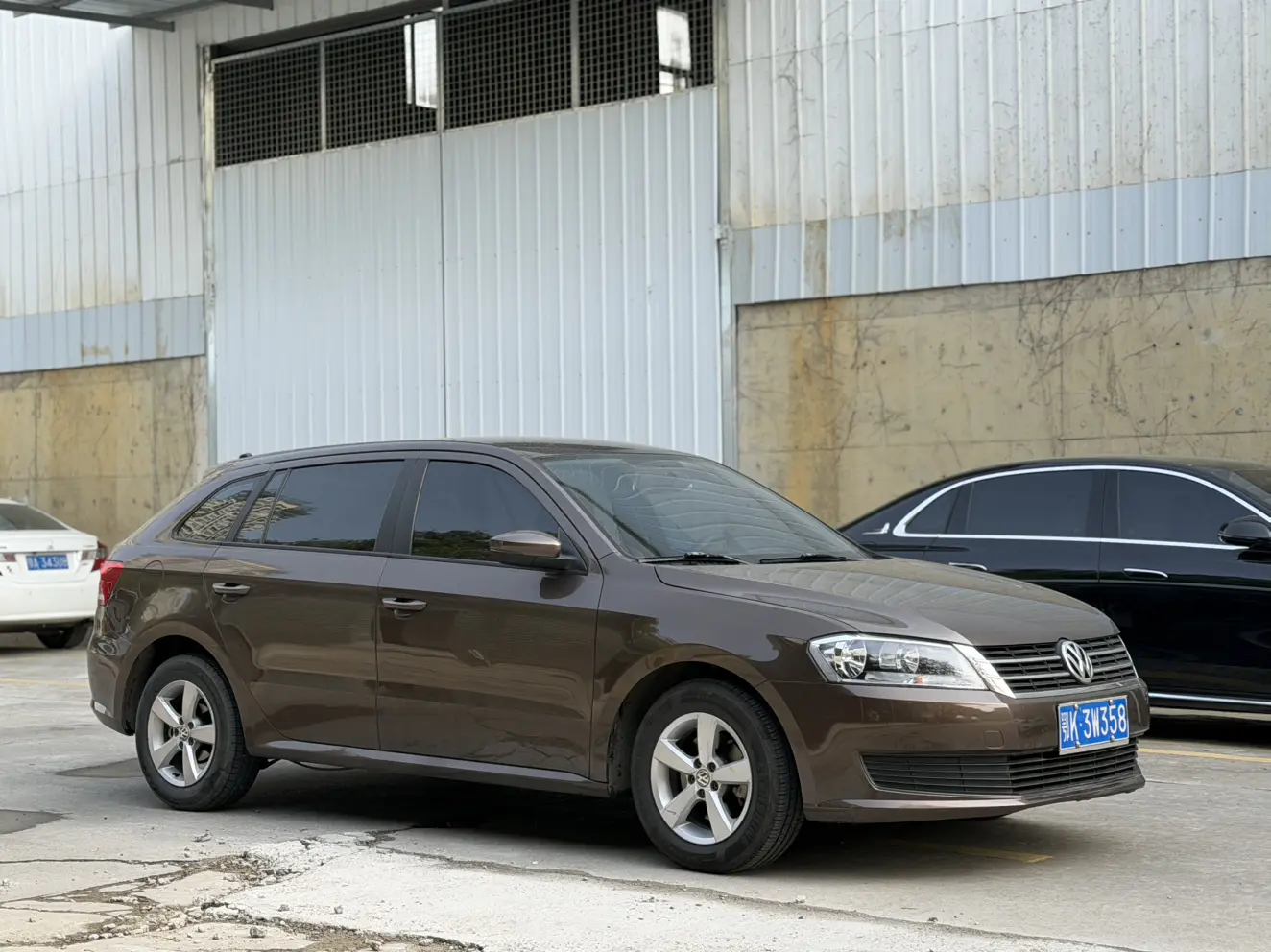 Volkswagen Langxing  из Китая