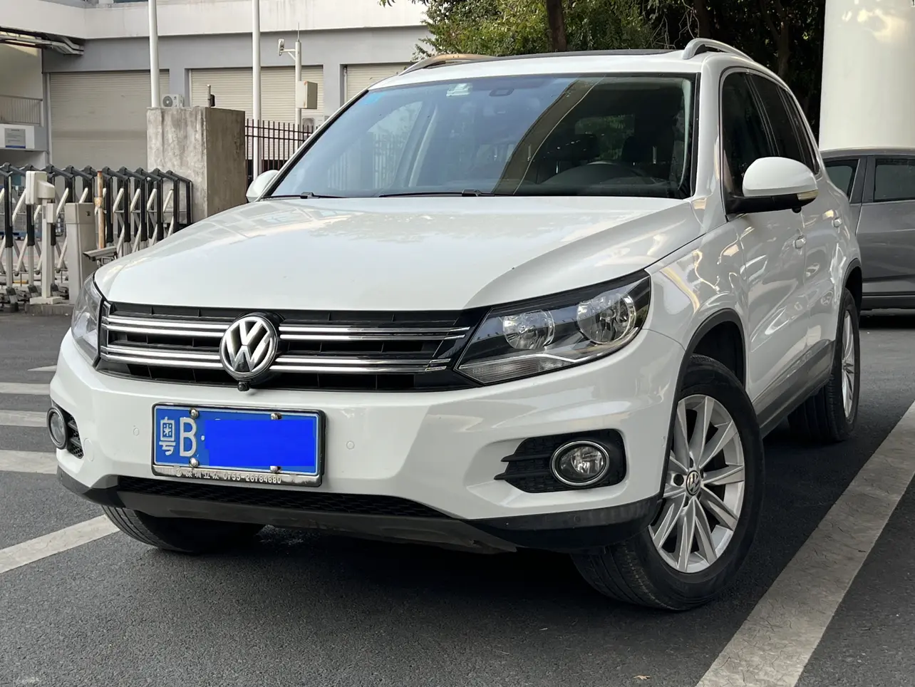 Volkswagen Tiguan  из Китая