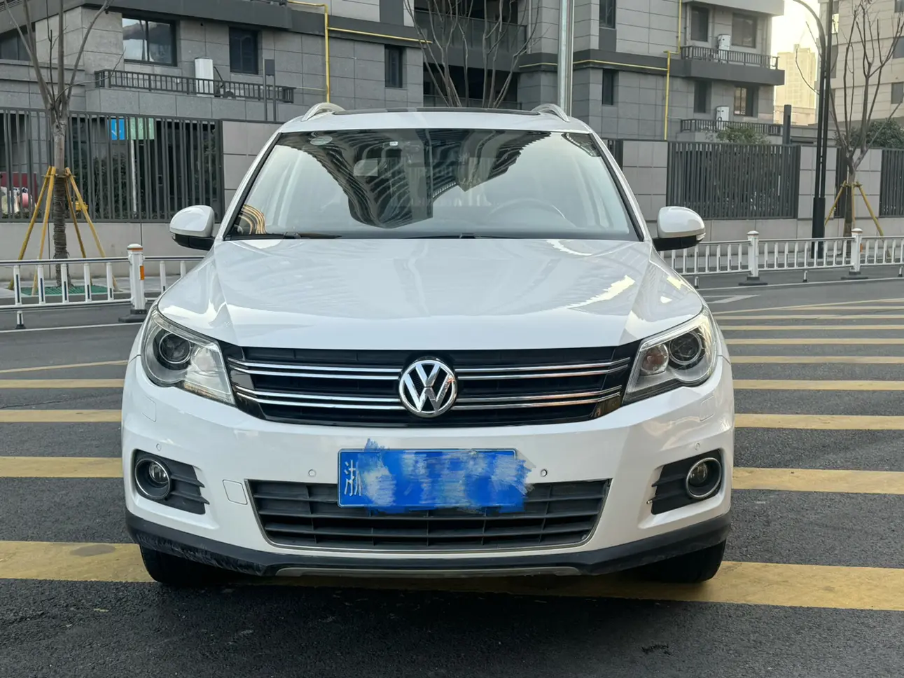 Volkswagen Tiguan  из Китая