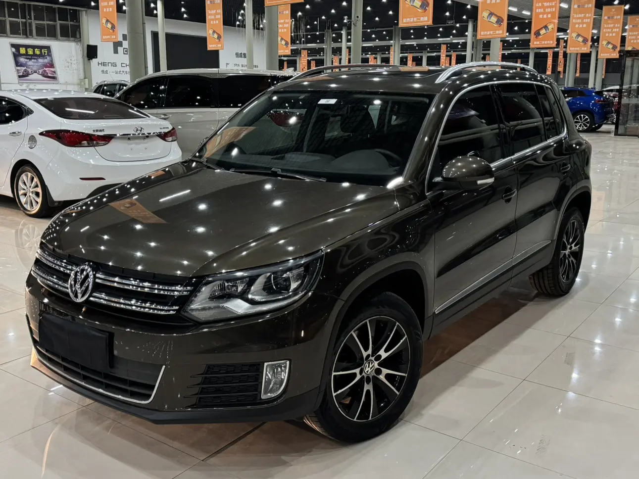 Volkswagen Tiguan  из Китая