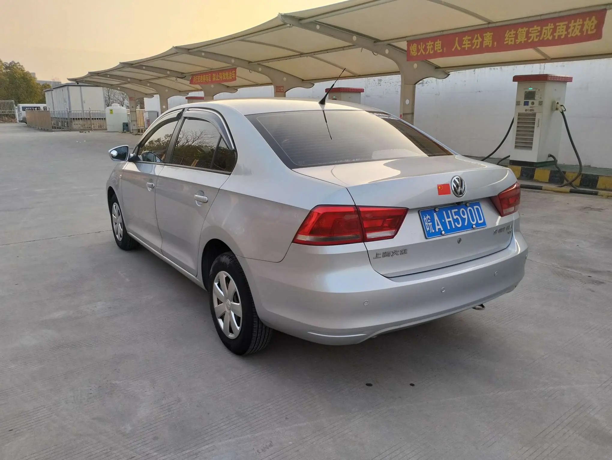 Volkswagen Santana  из Китая