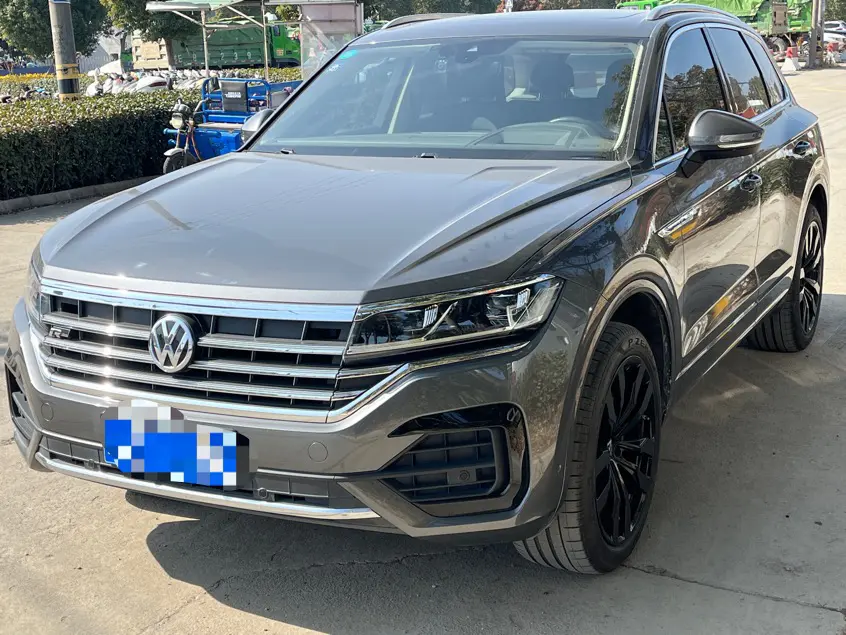 Volkswagen Touareg  из Китая