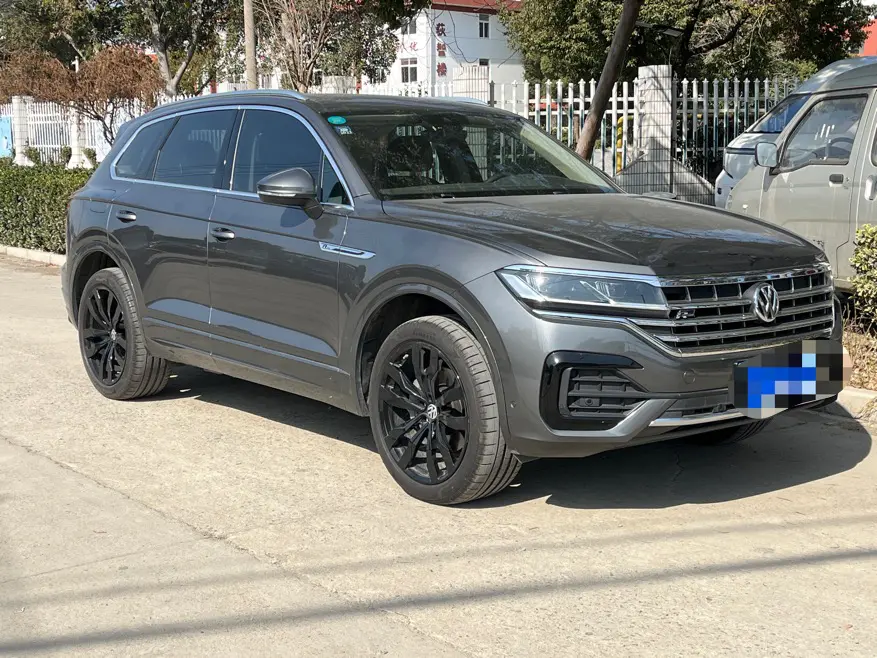Volkswagen Touareg  из Китая