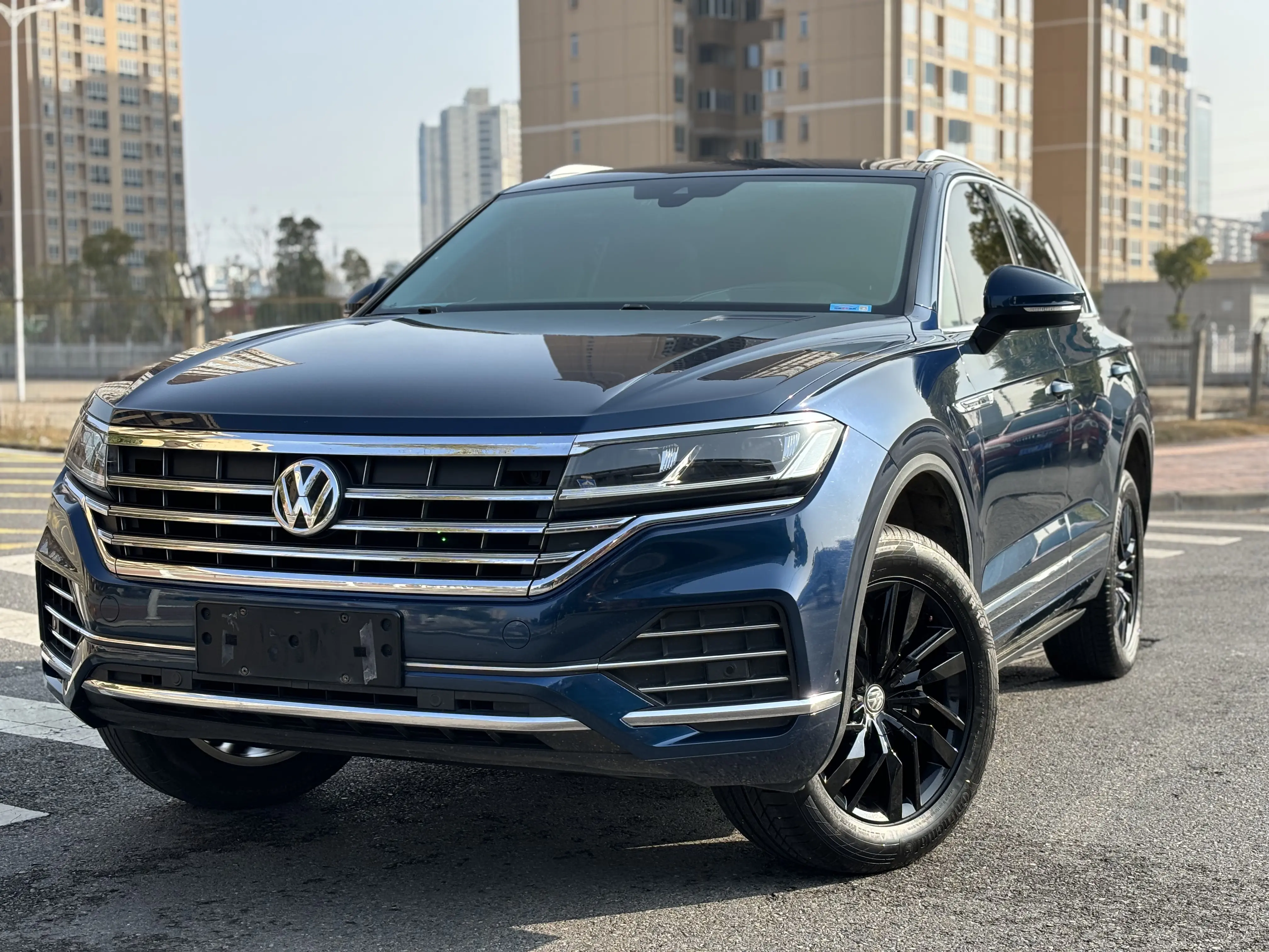 Volkswagen Touareg  из Китая