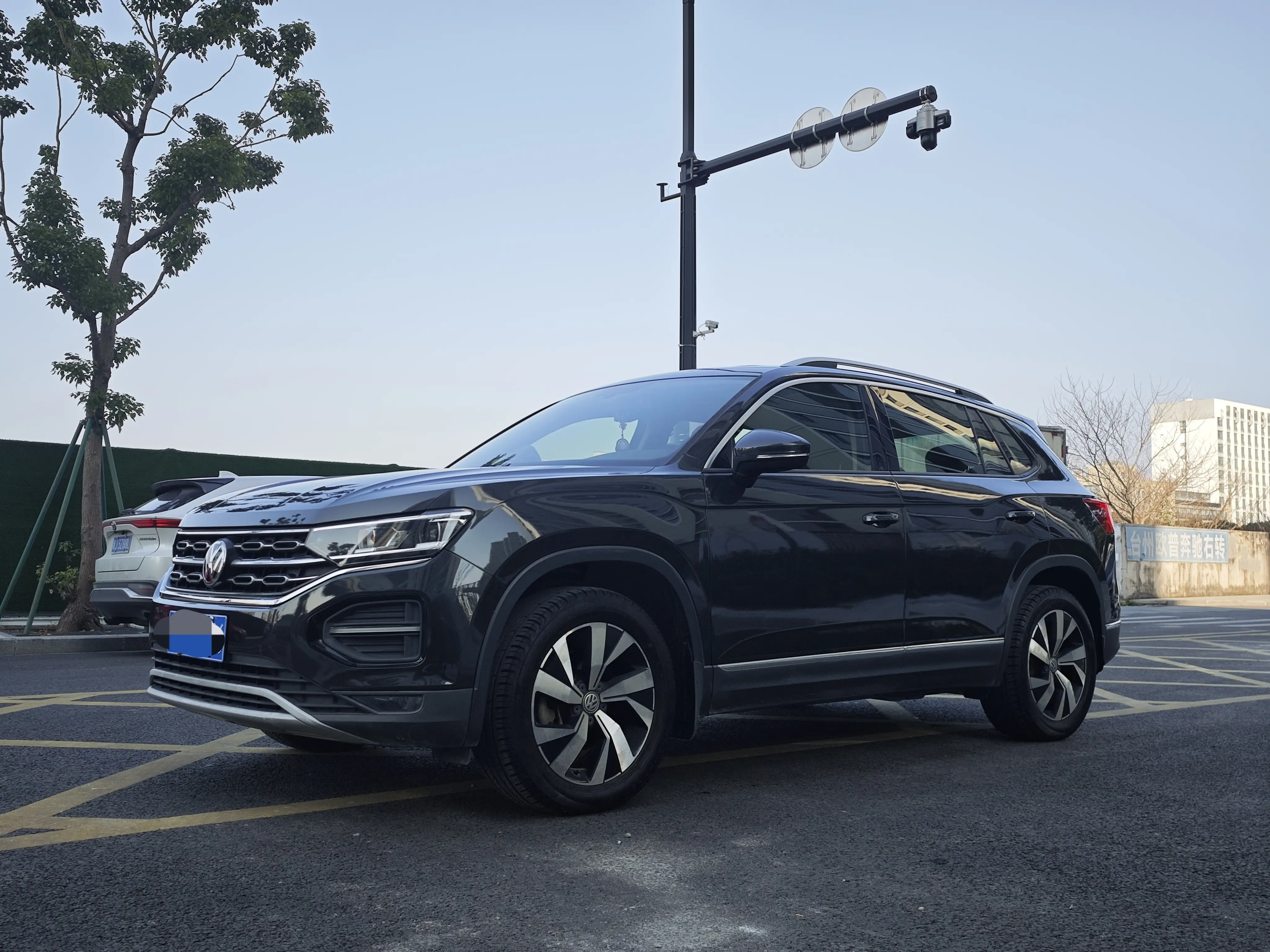 Volkswagen Tayron  из Китая