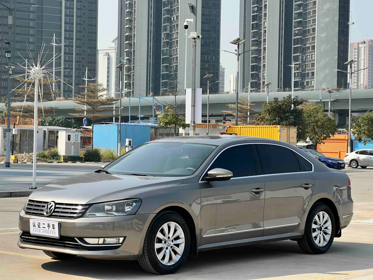 Volkswagen Passat  из Китая