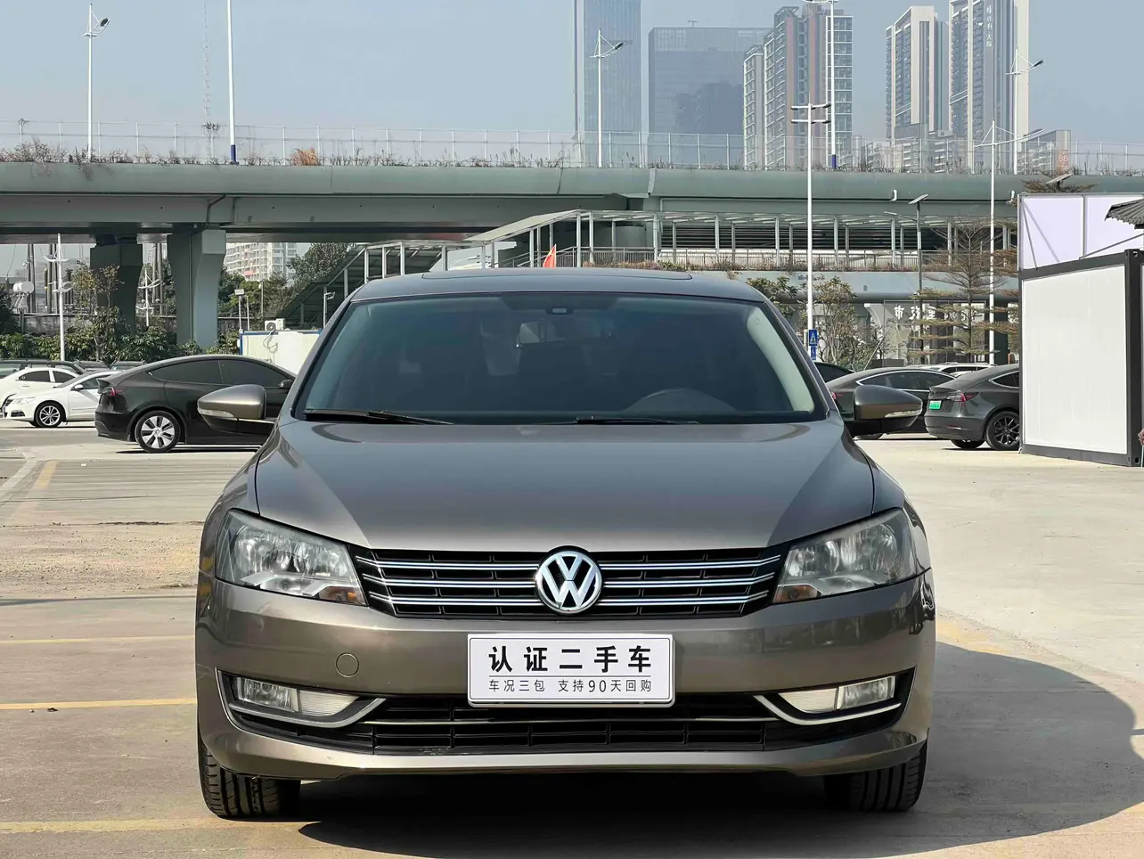 Volkswagen Passat  из Китая