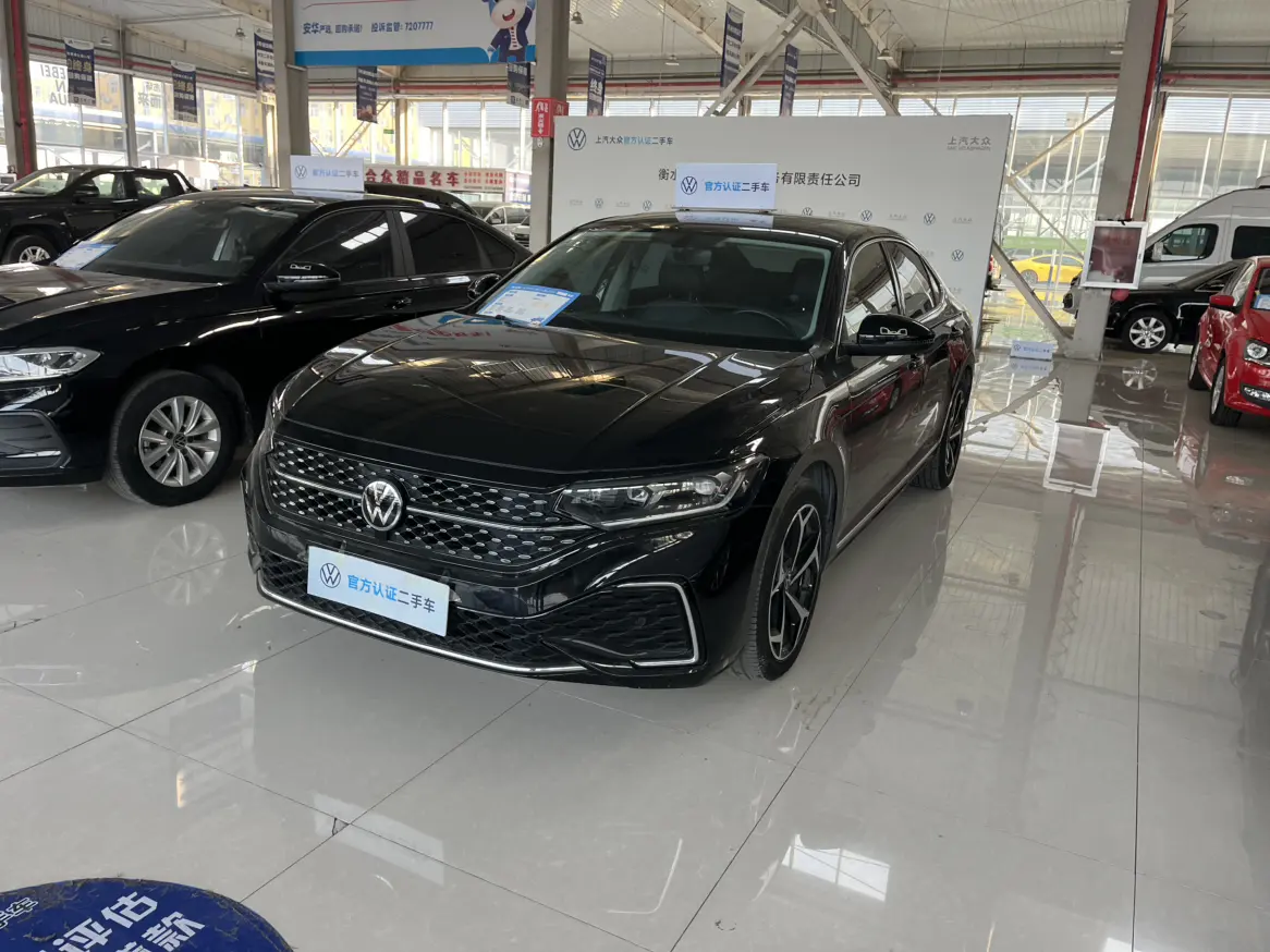 Volkswagen Passat  из Китая