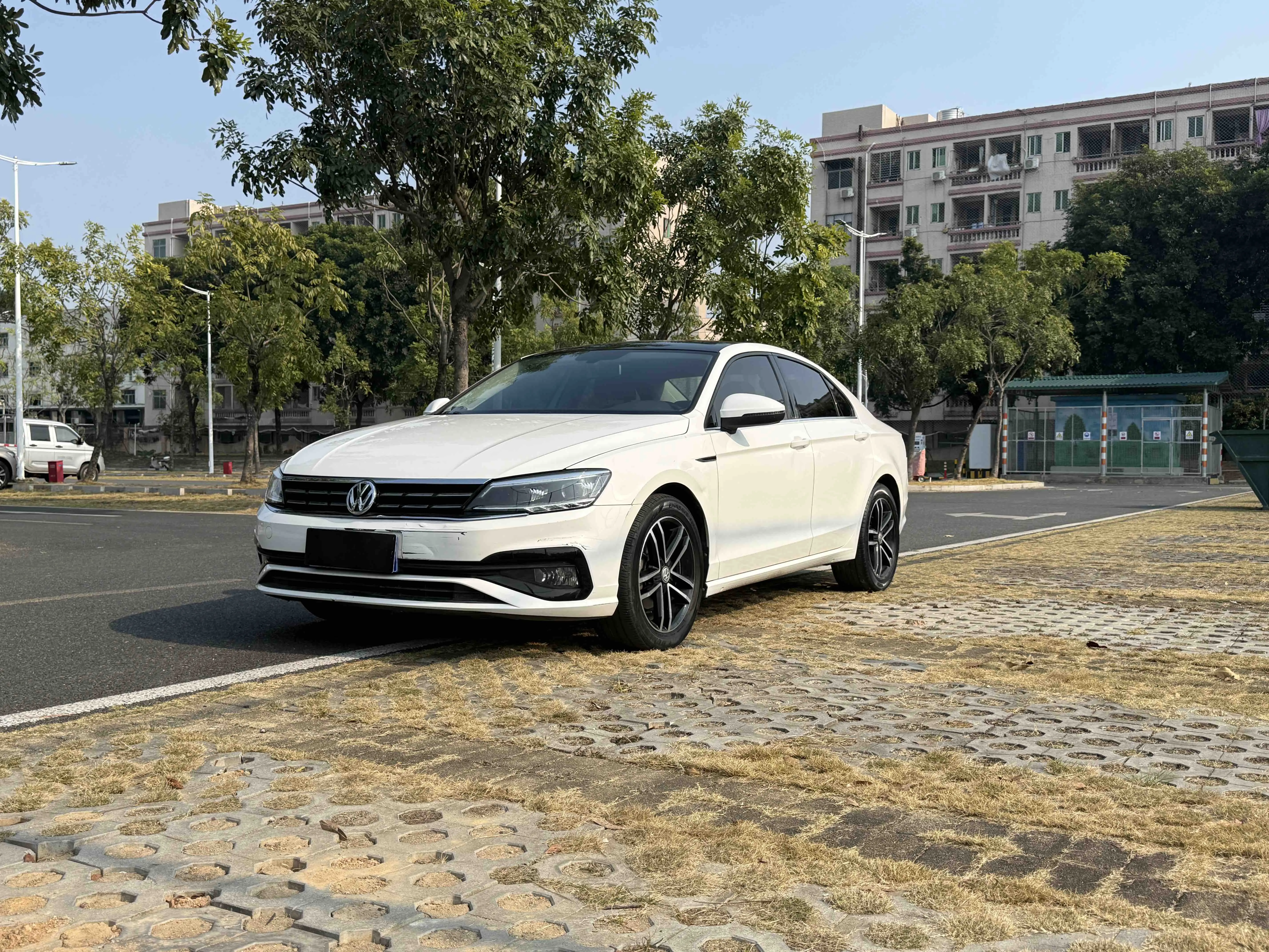 Volkswagen Lamando (Lingdu)  из Китая