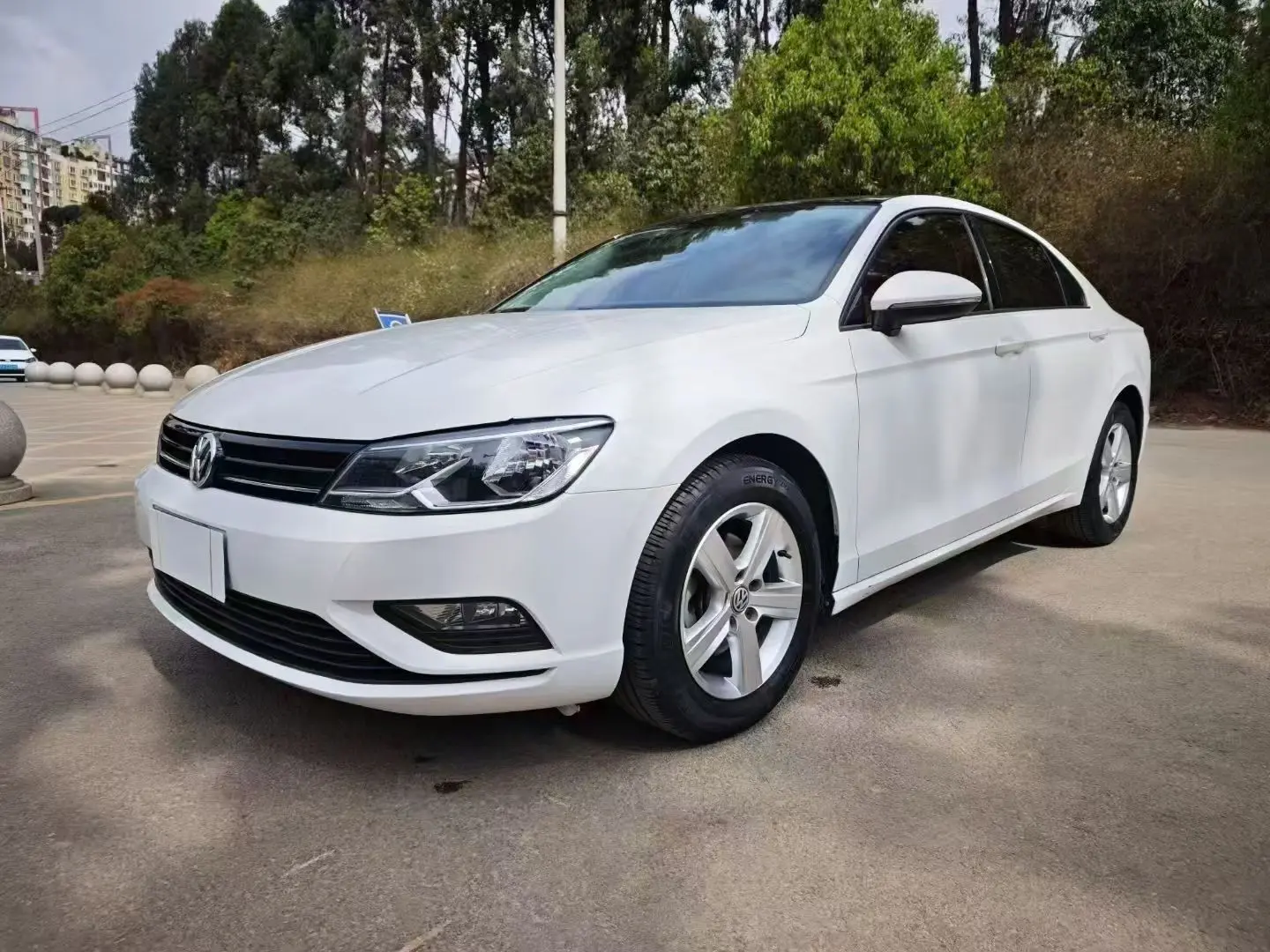 Volkswagen Lamando (Lingdu)  из Китая