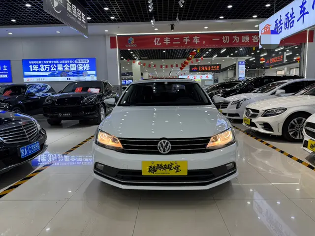 Volkswagen Sagitar  из Китая