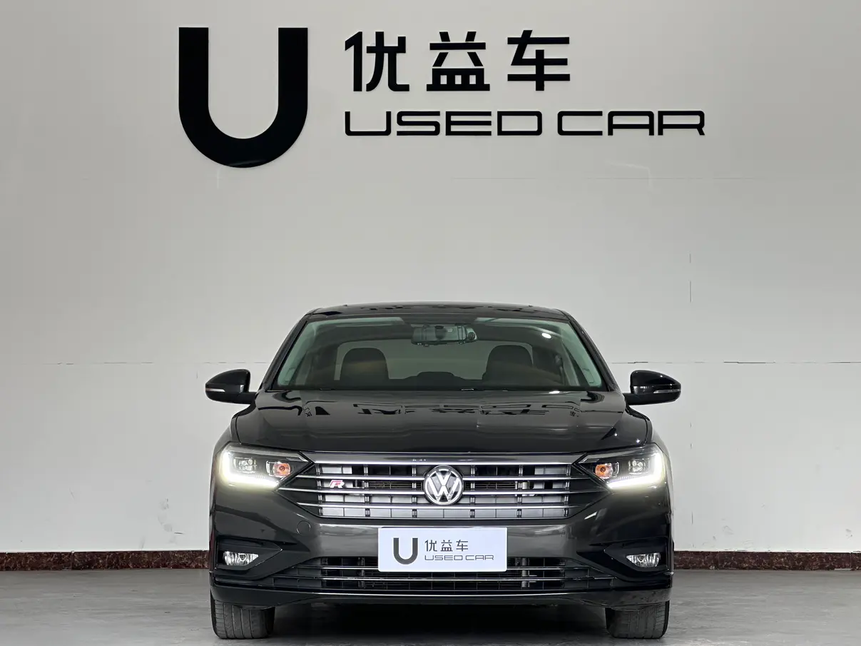 Volkswagen Sagitar  из Китая