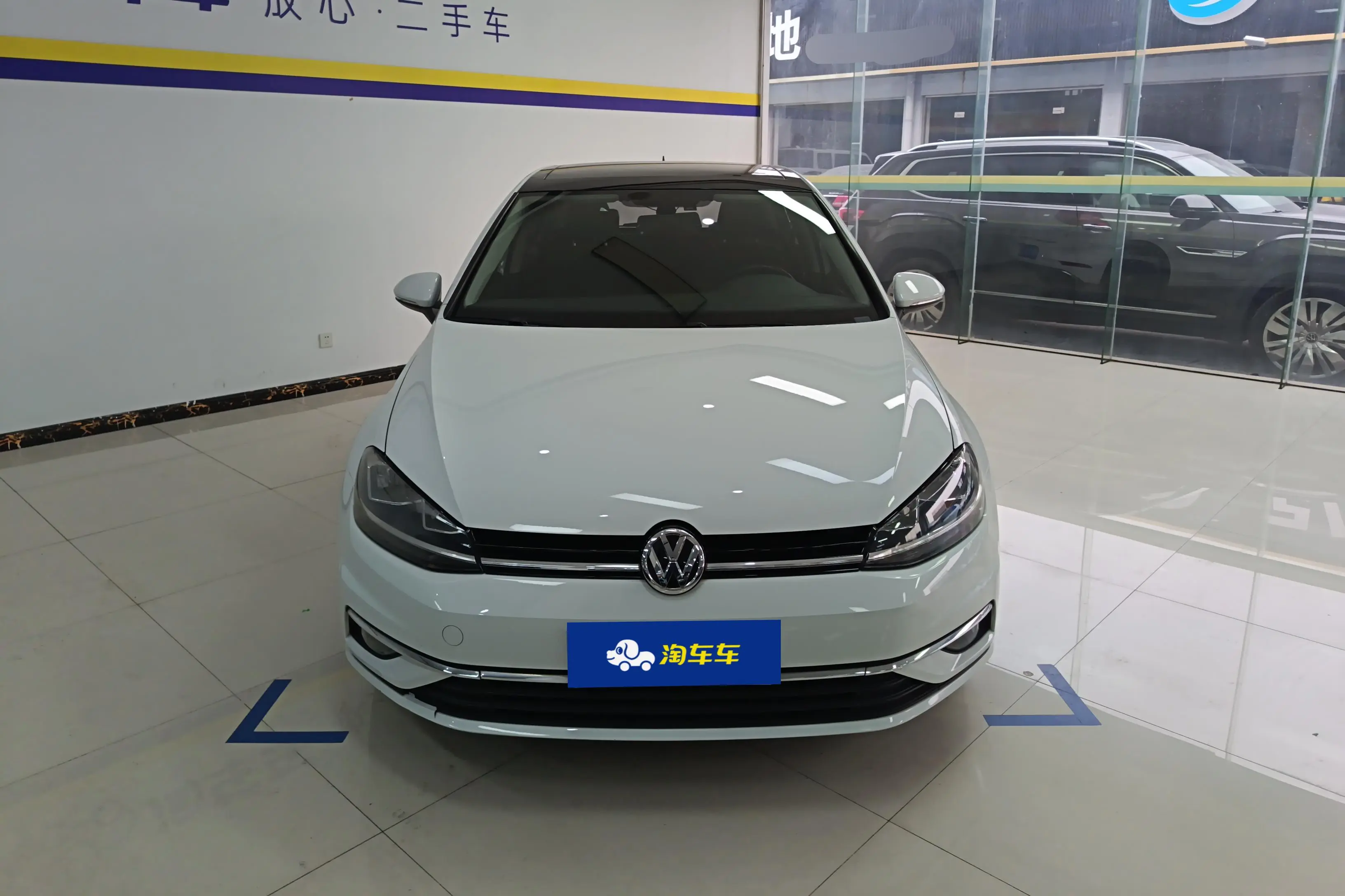 Volkswagen Golf  из Китая