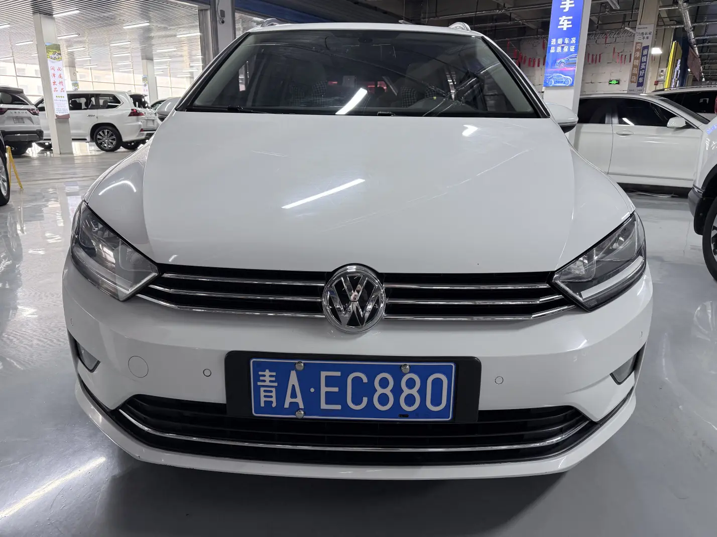 Volkswagen Golf  из Китая