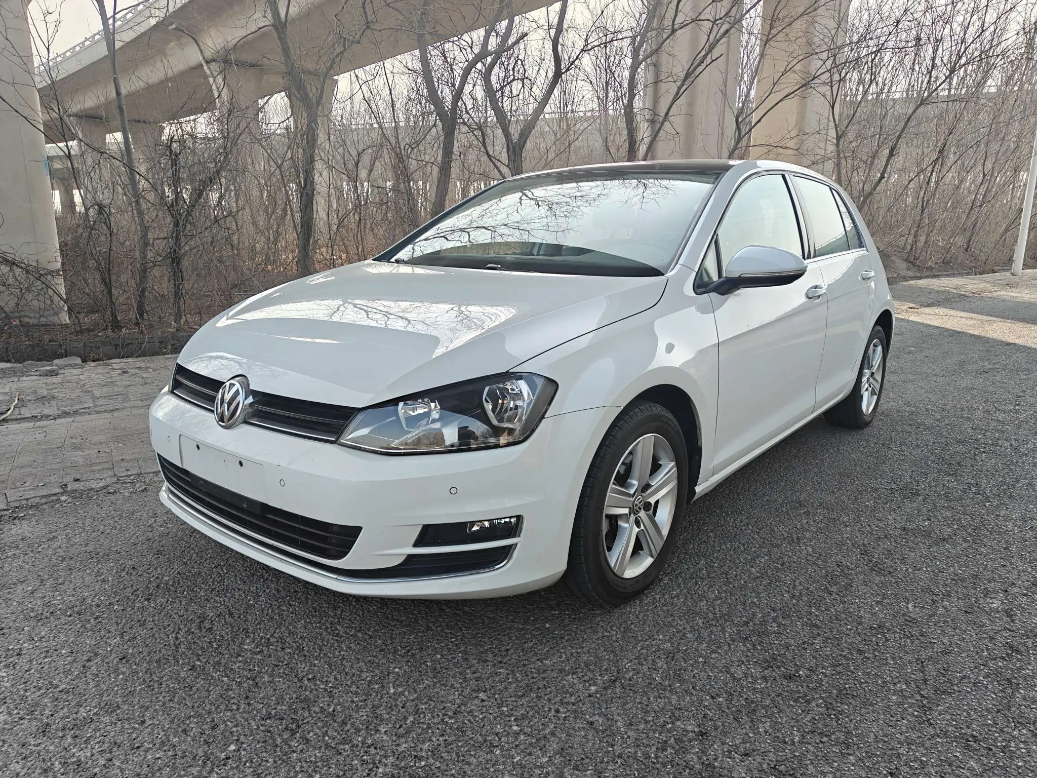 Volkswagen Golf  из Китая