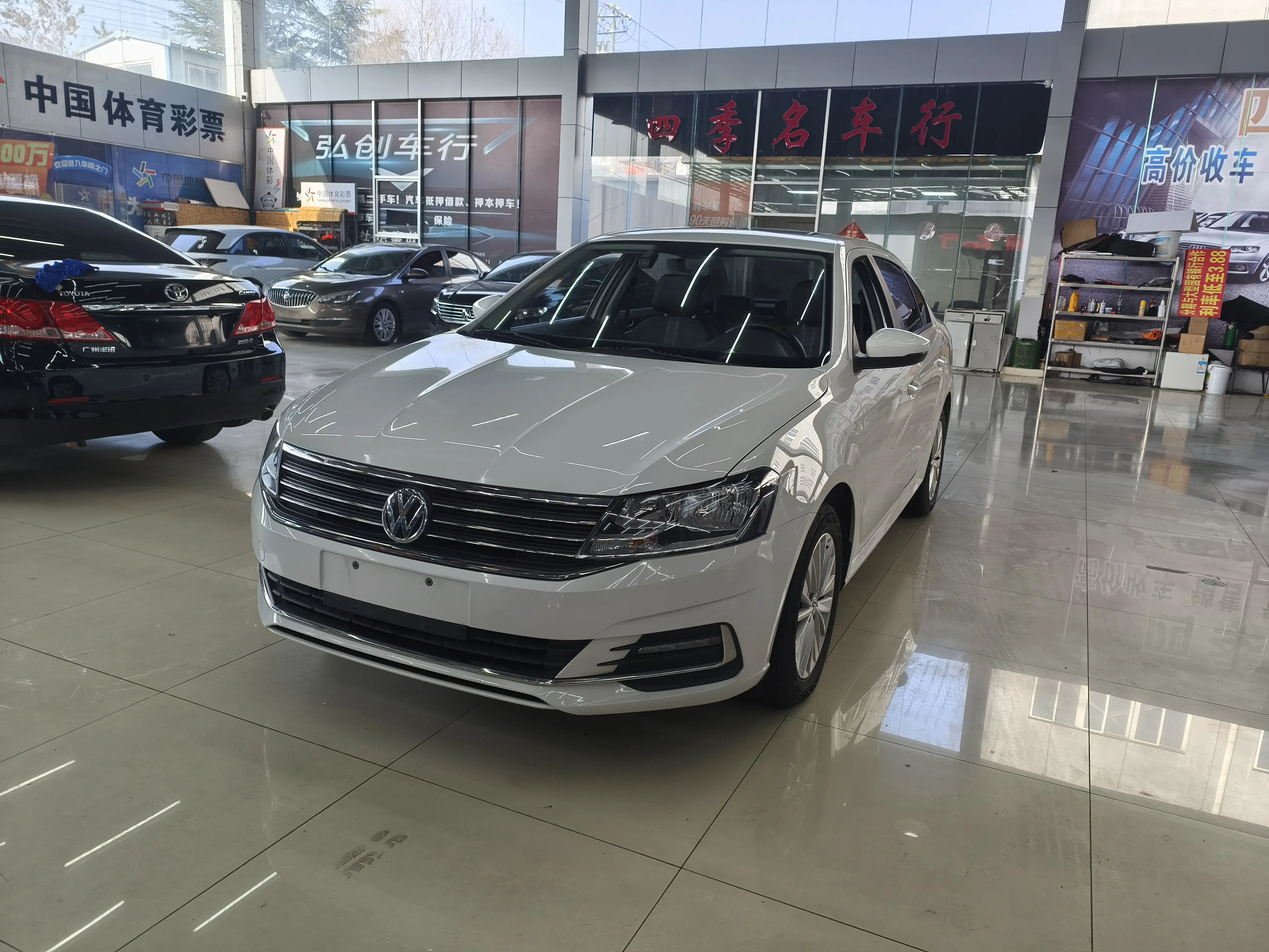 Volkswagen Lavida  из Китая