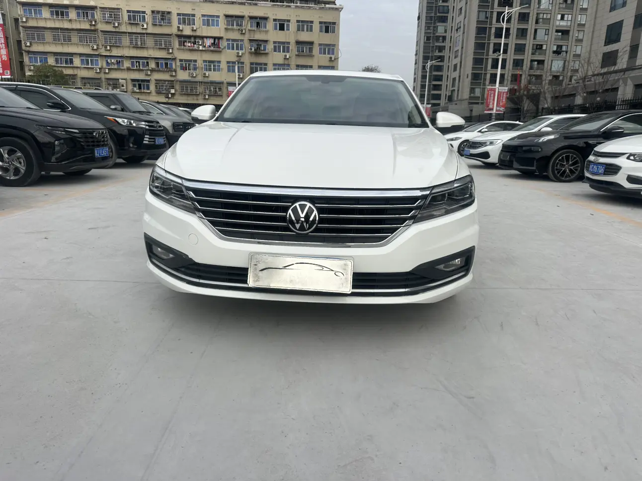 Volkswagen Lavida  из Китая