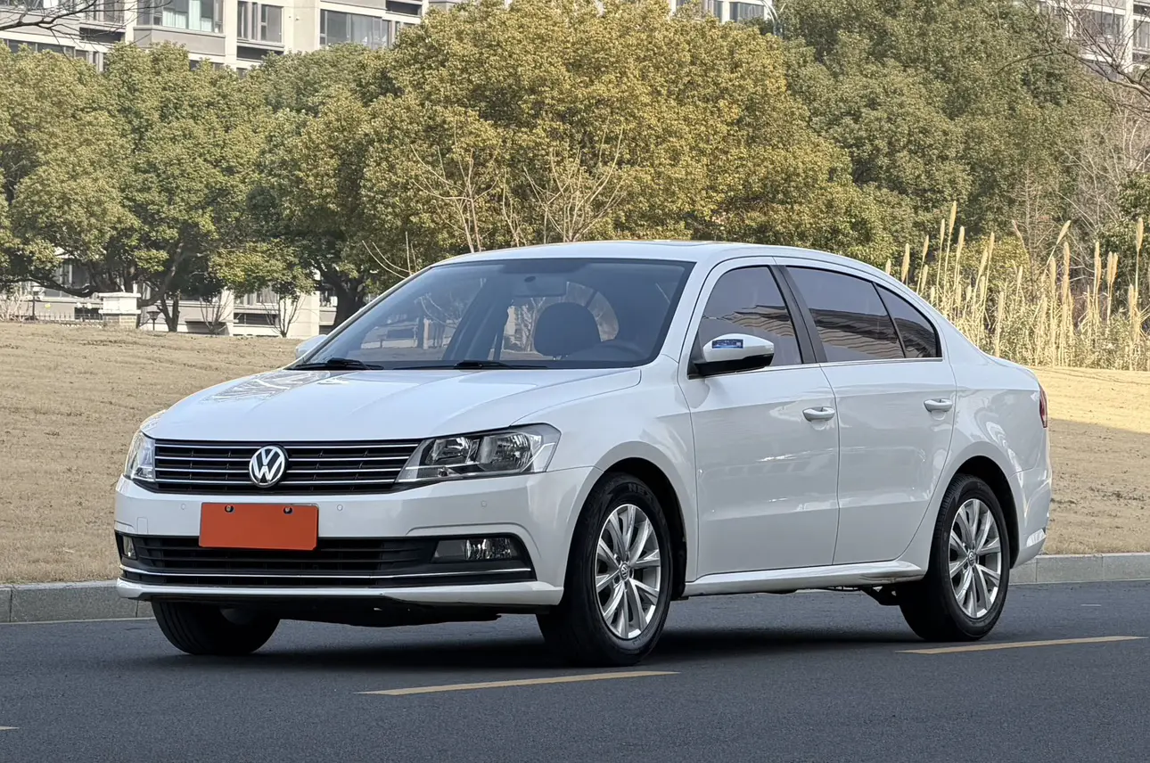 Volkswagen Lavida  из Китая