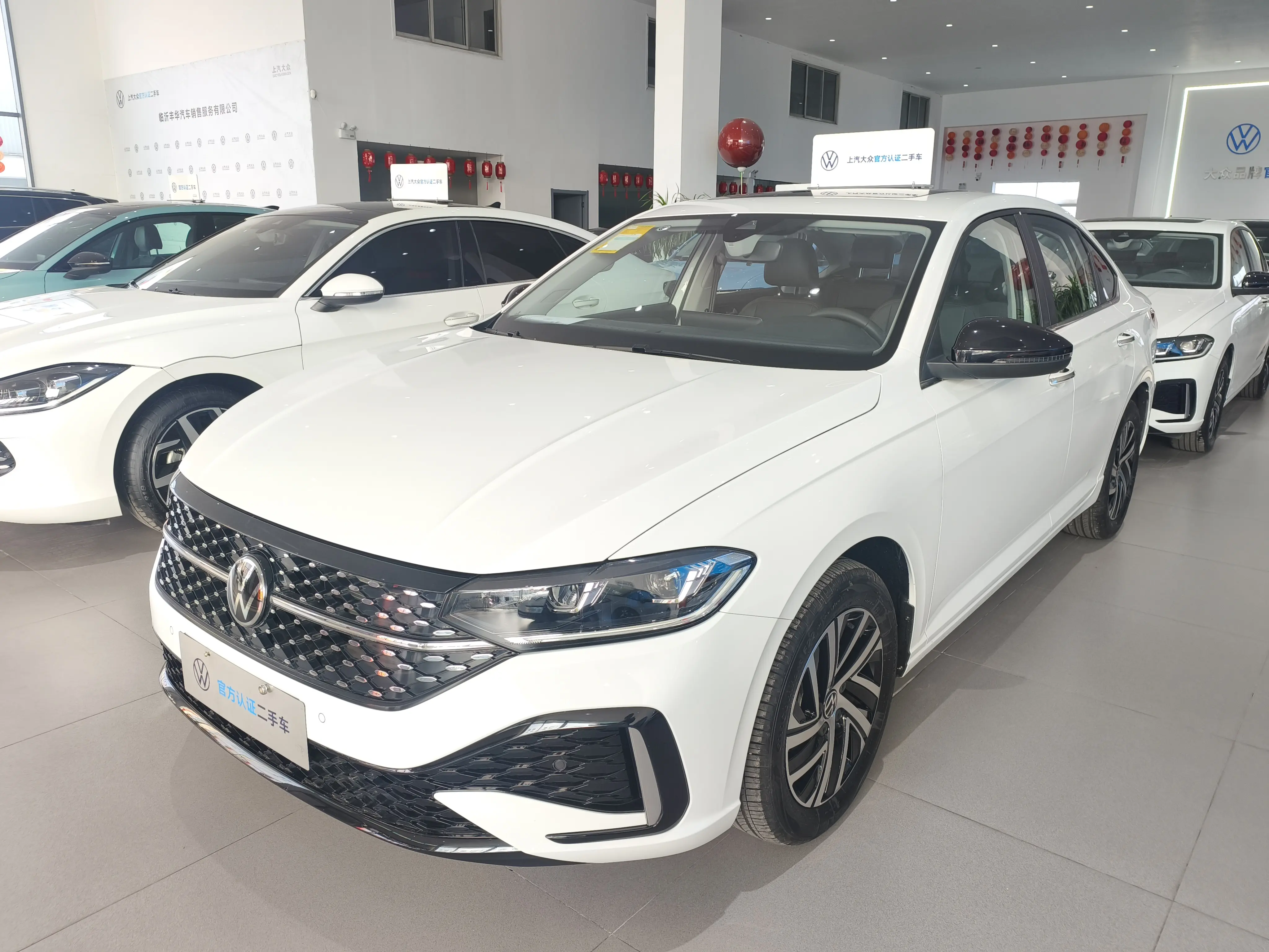 Volkswagen Lavida  из Китая