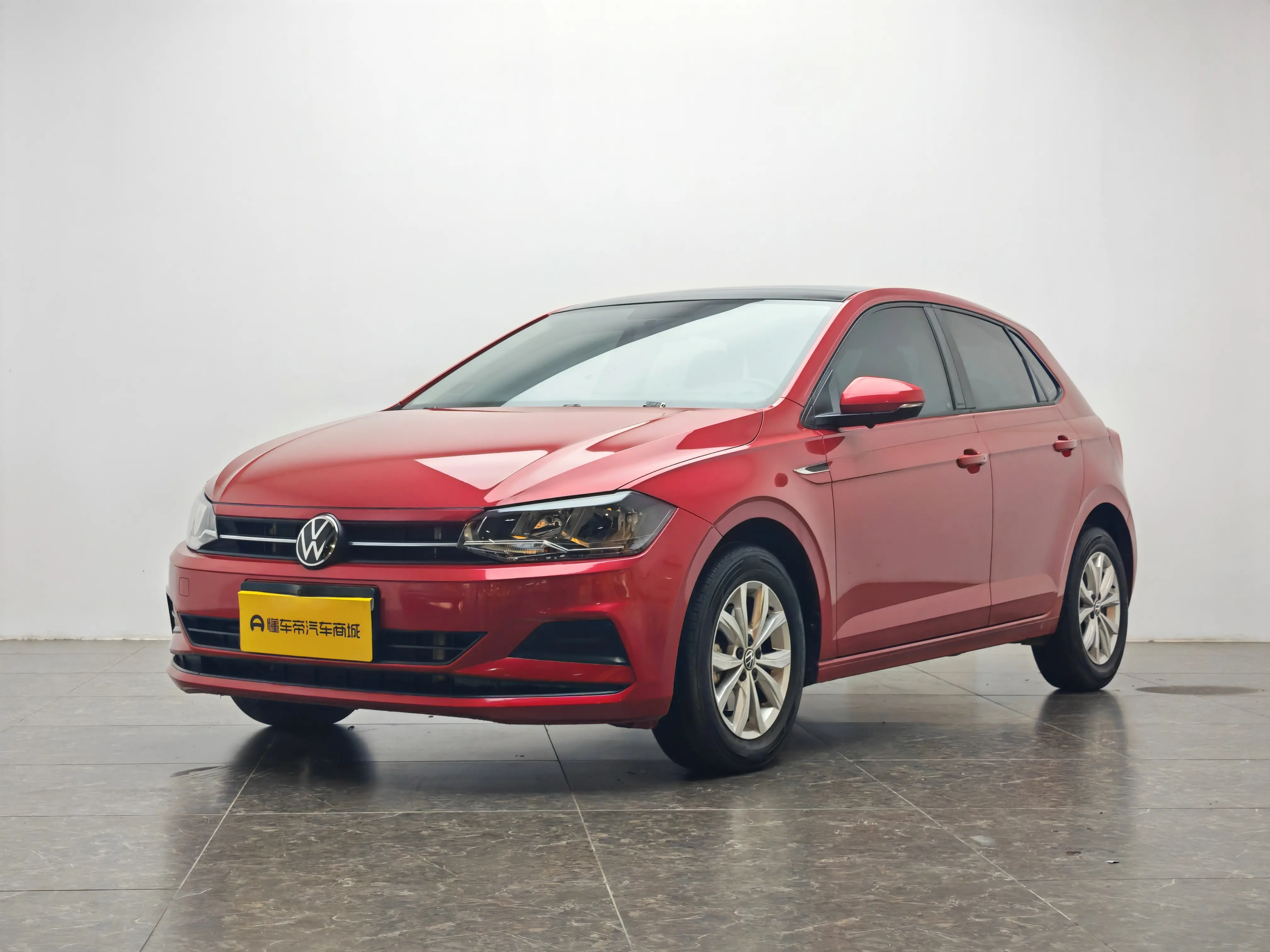 Volkswagen Polo  из Китая