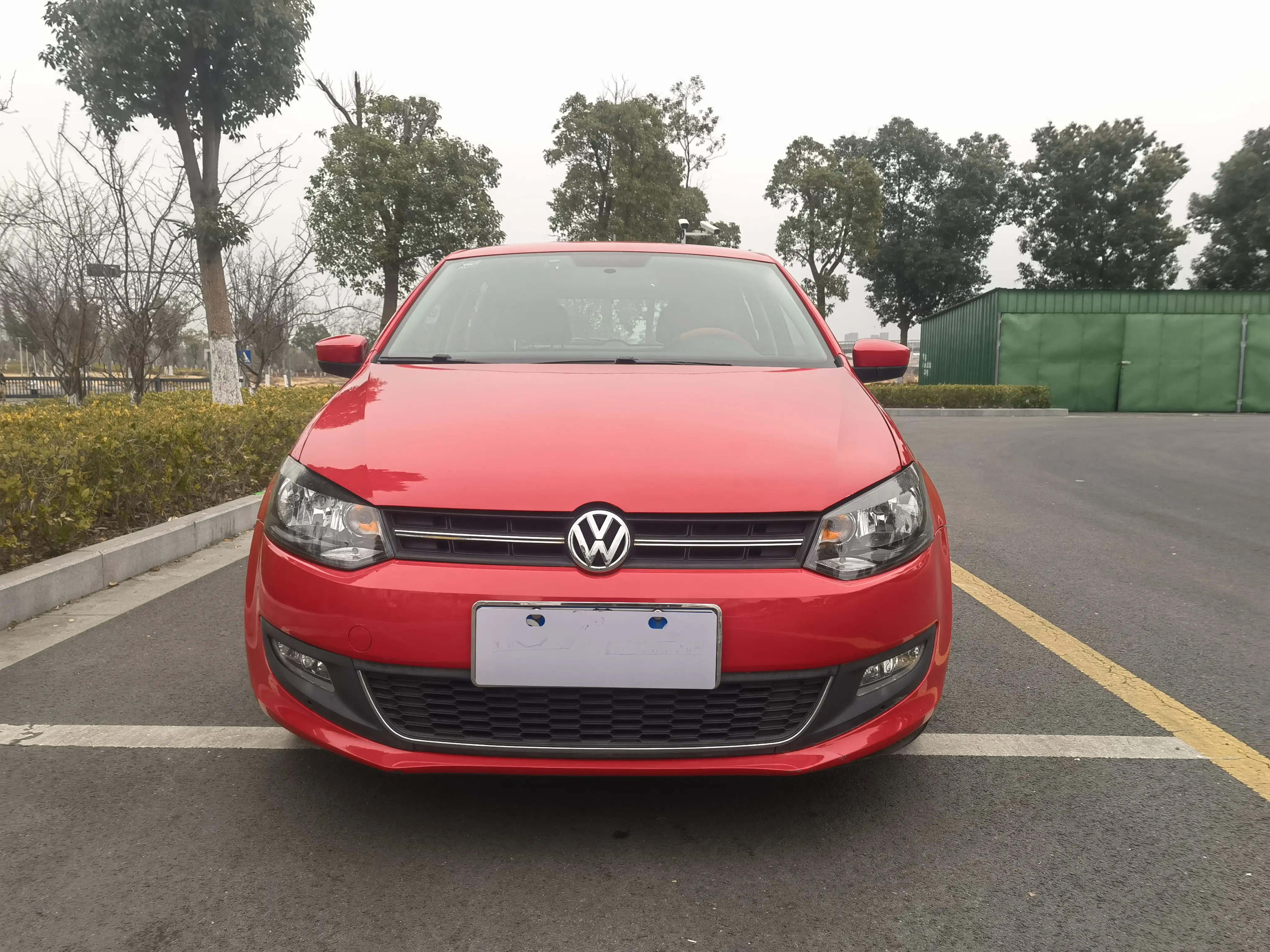 Volkswagen Polo  из Китая