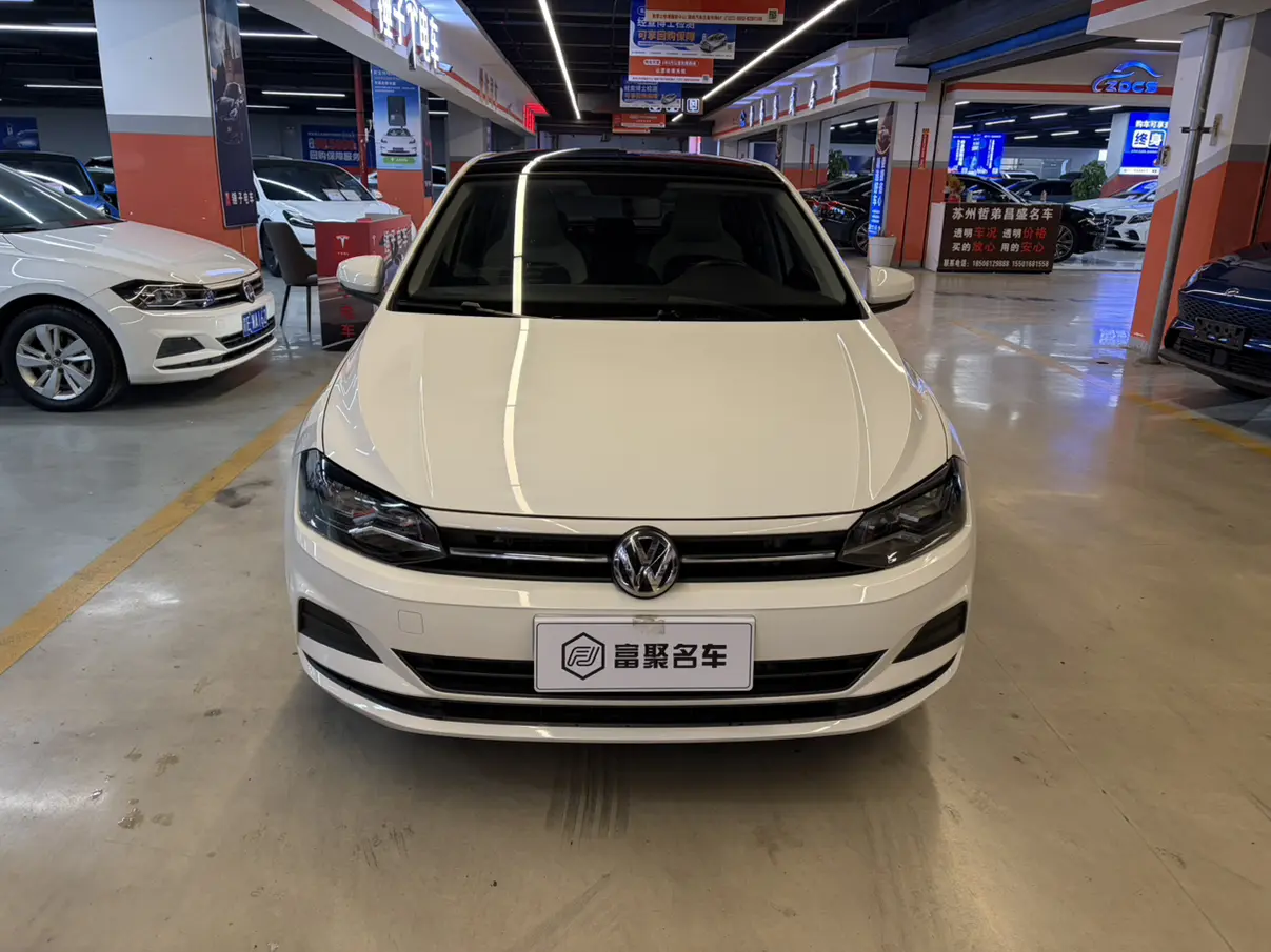 Volkswagen Polo  из Китая