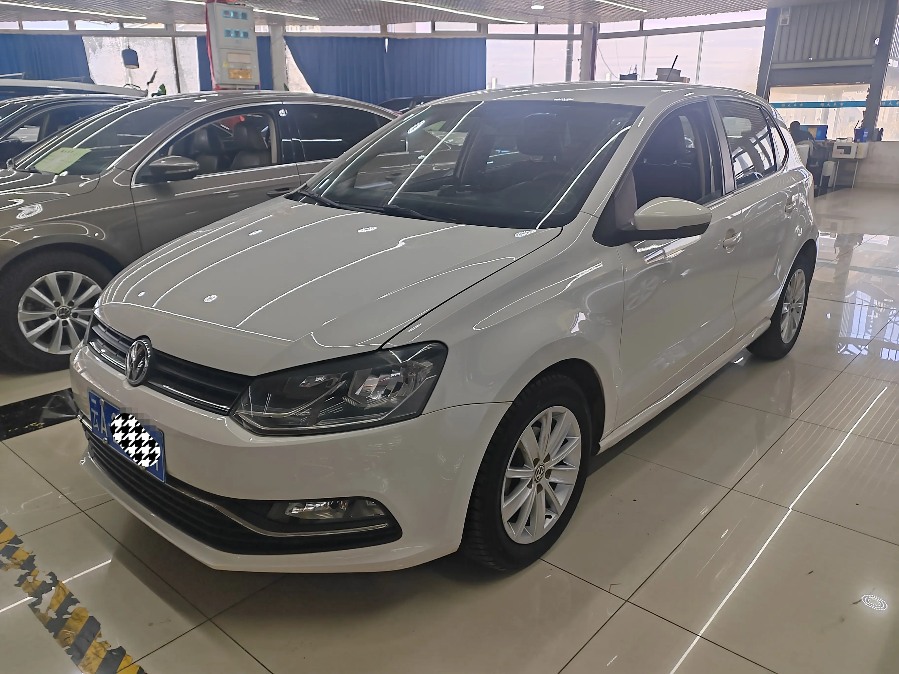 Volkswagen Polo  из Китая