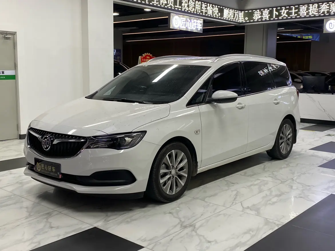 Buick GL6  из Китая