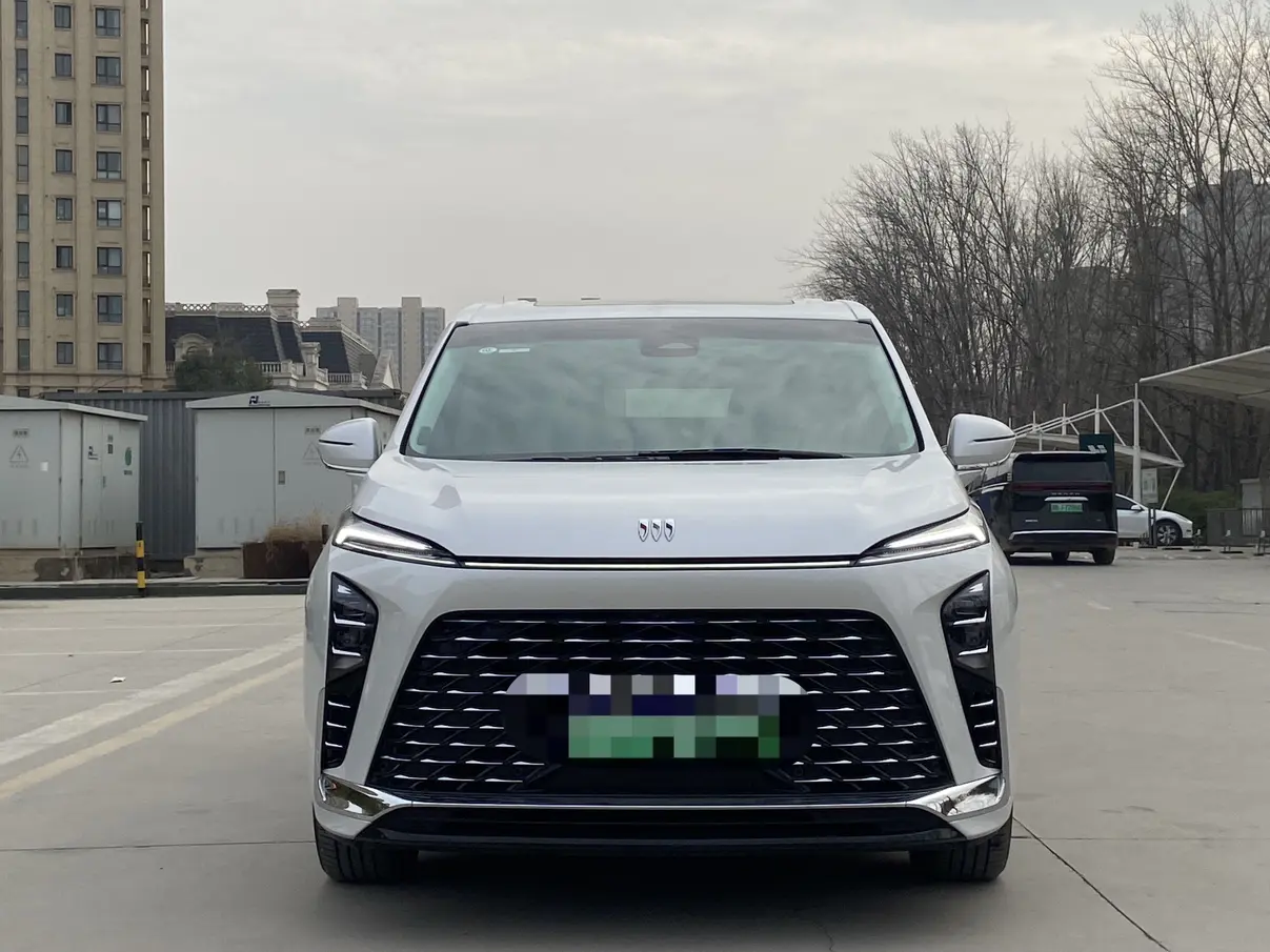 Buick GL8 PHEV  из Китая