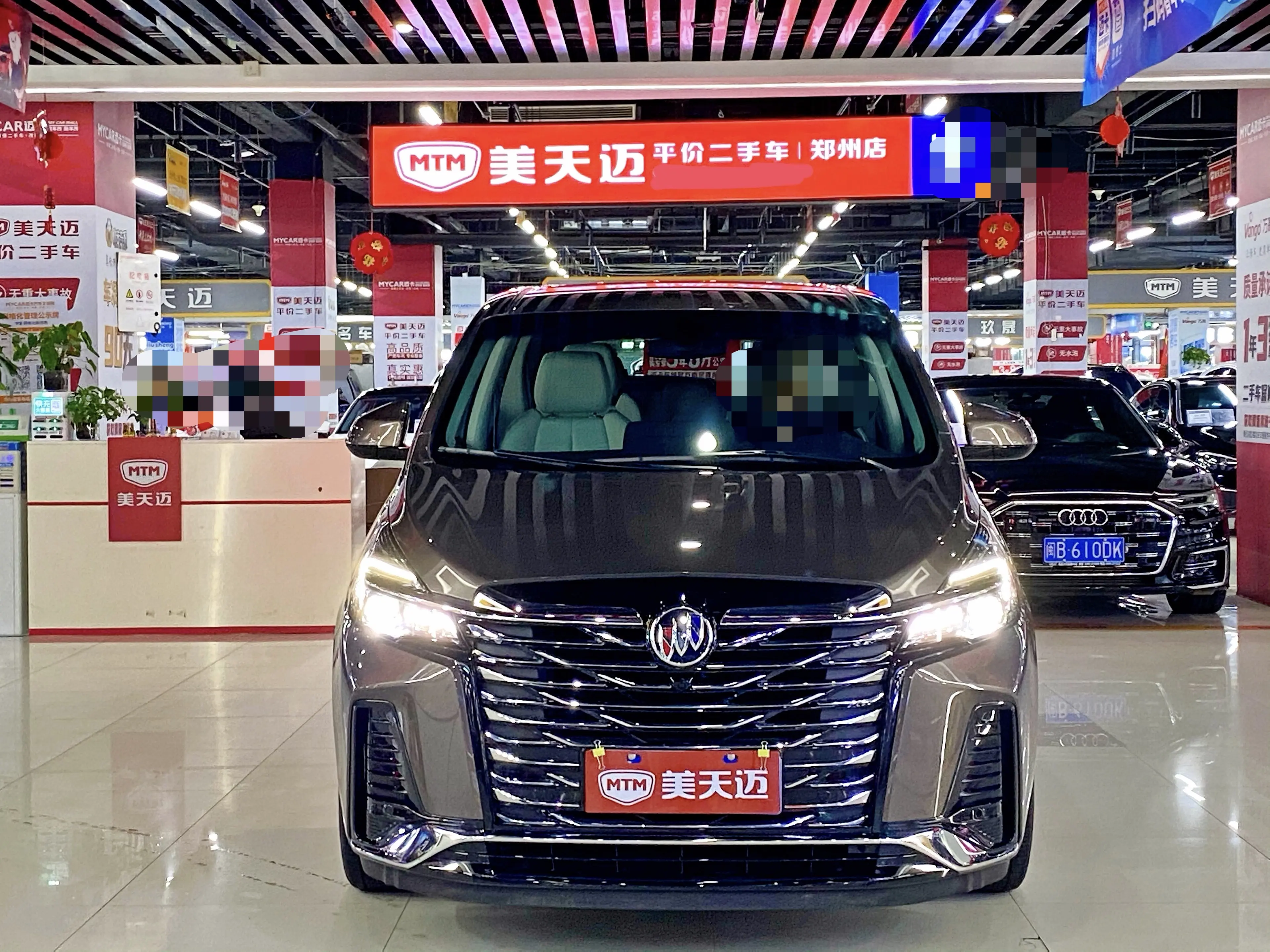 Buick GL8  из Китая