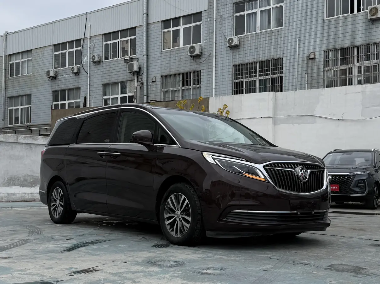 Buick GL8  из Китая