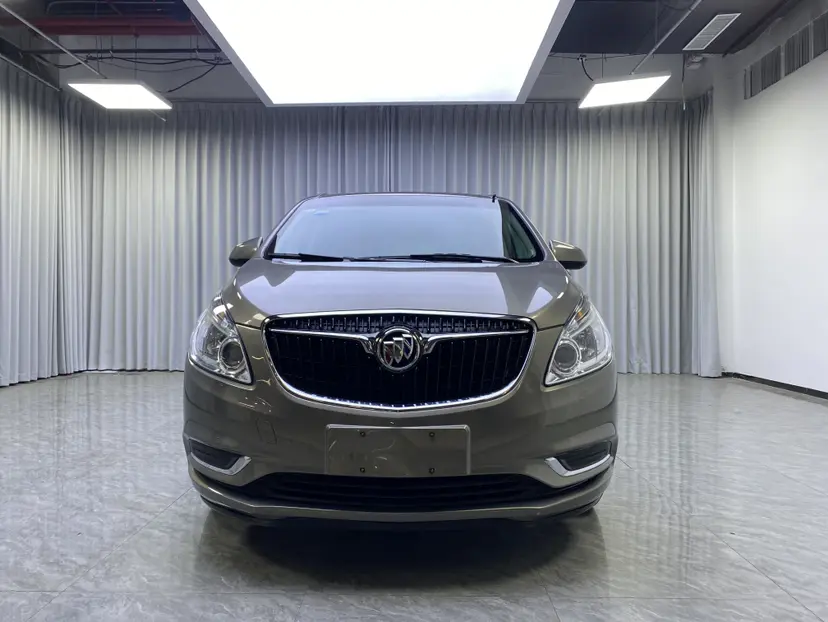 Buick GL8  из Китая