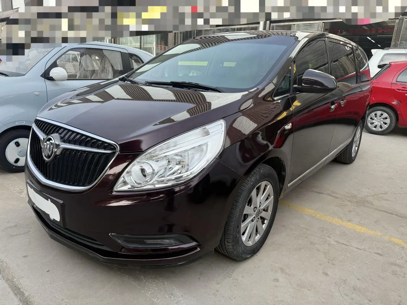 Buick GL8  из Китая