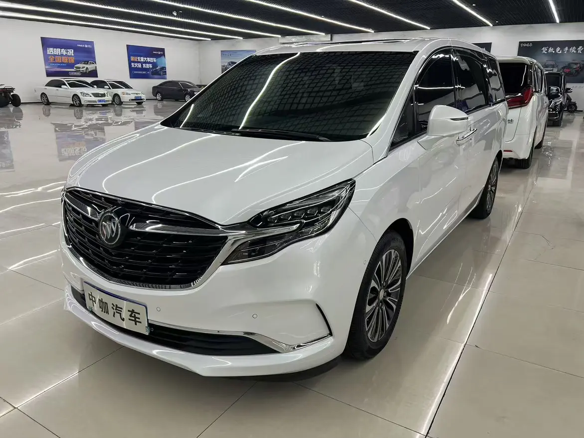 Buick GL8  из Китая