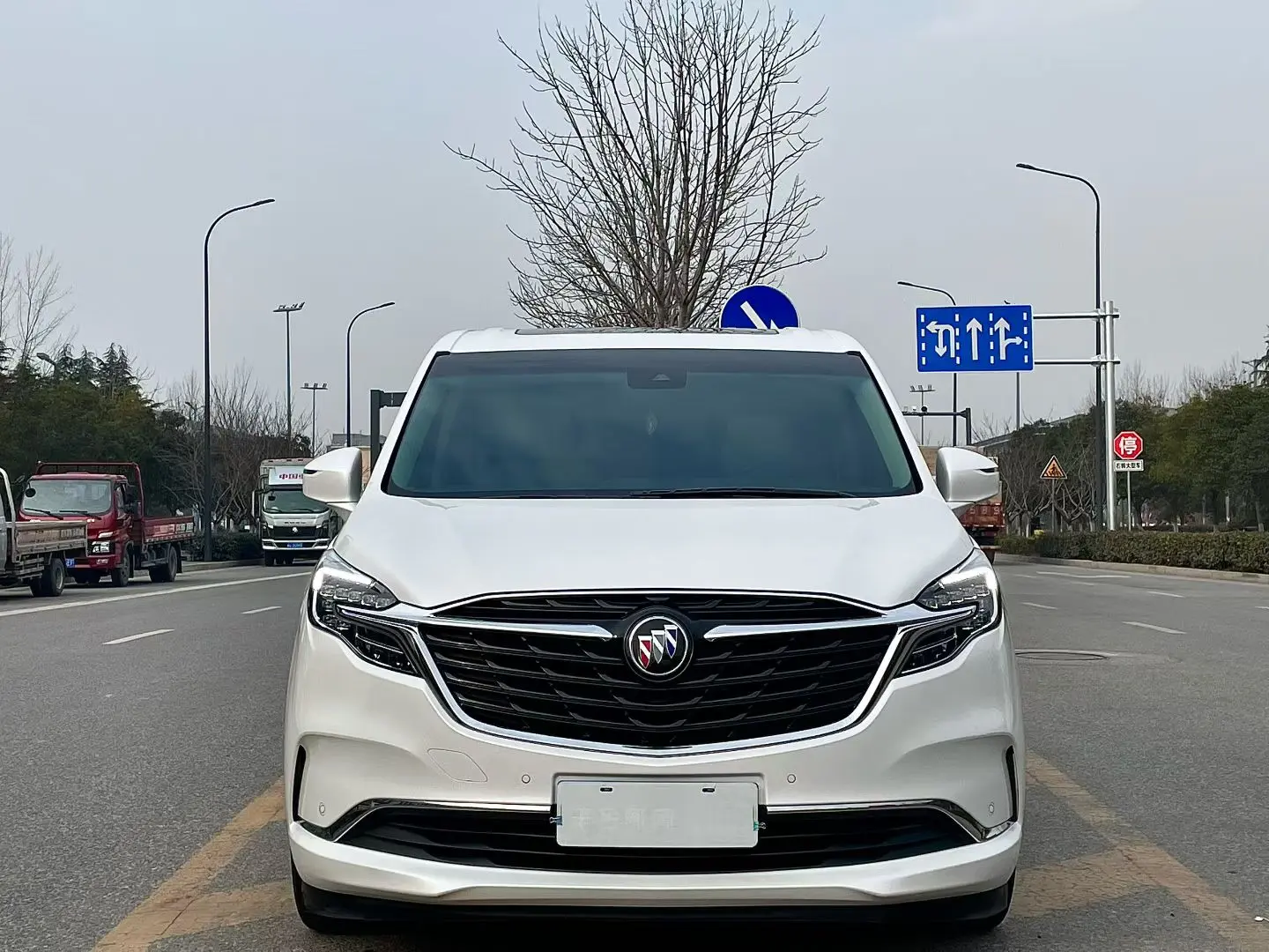 Buick GL8  из Китая