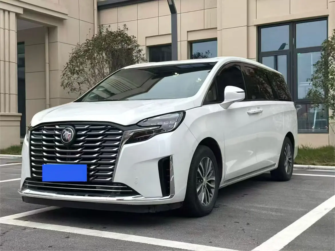 Buick GL8  из Китая