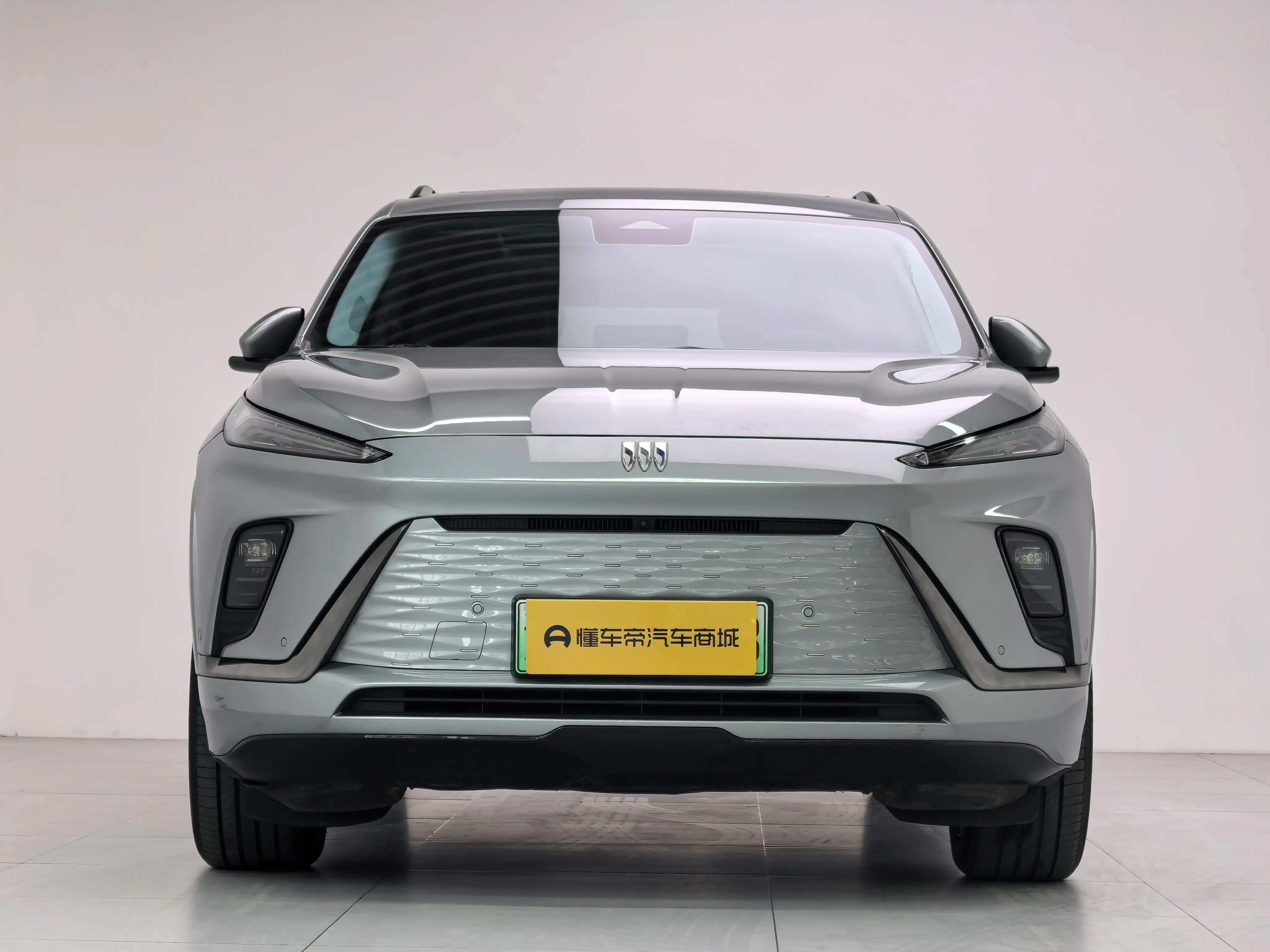 Buick E5  из Китая