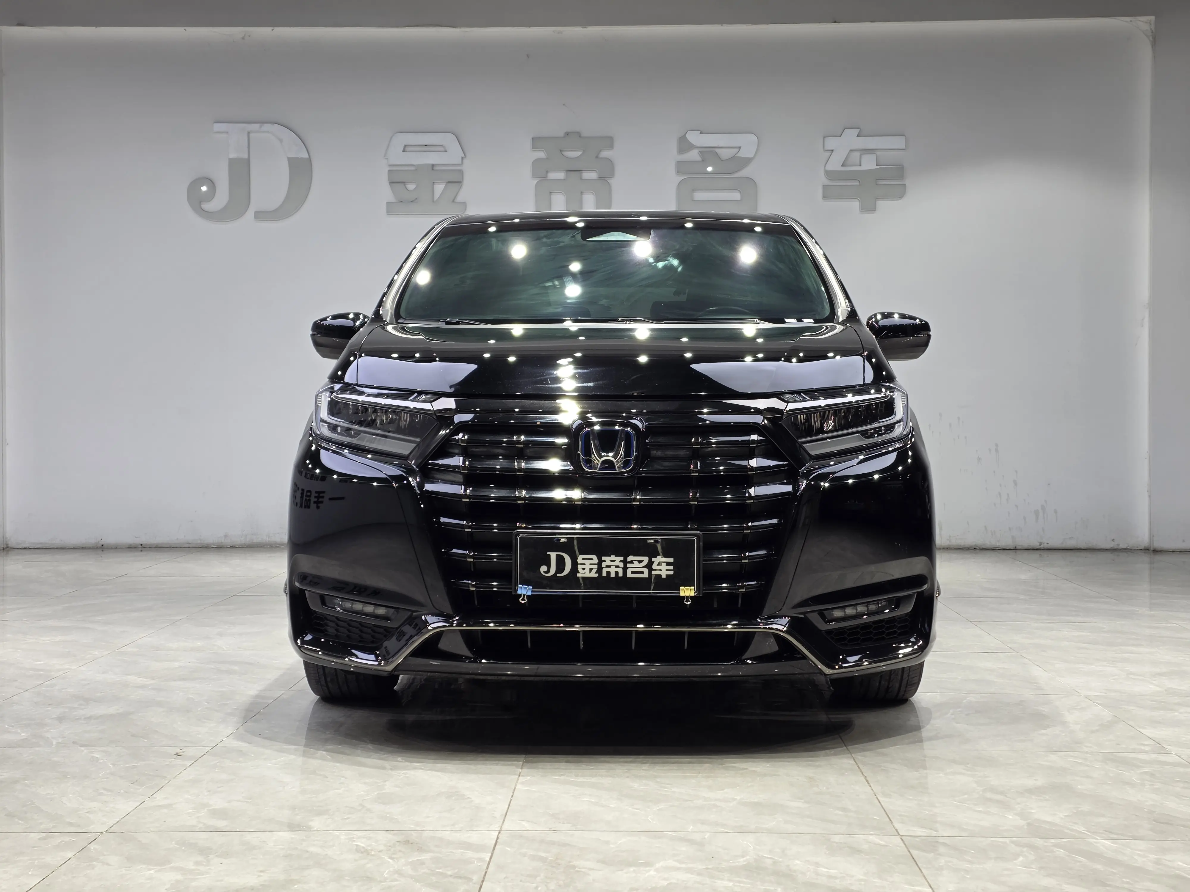 Honda Elysion (Alison)  из Китая