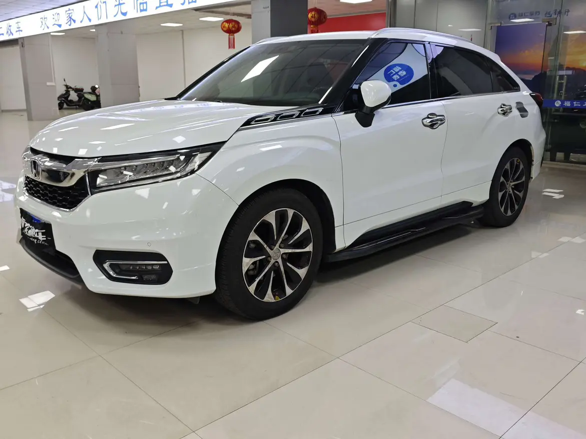 Honda Avancier (Crown Road)  из Китая