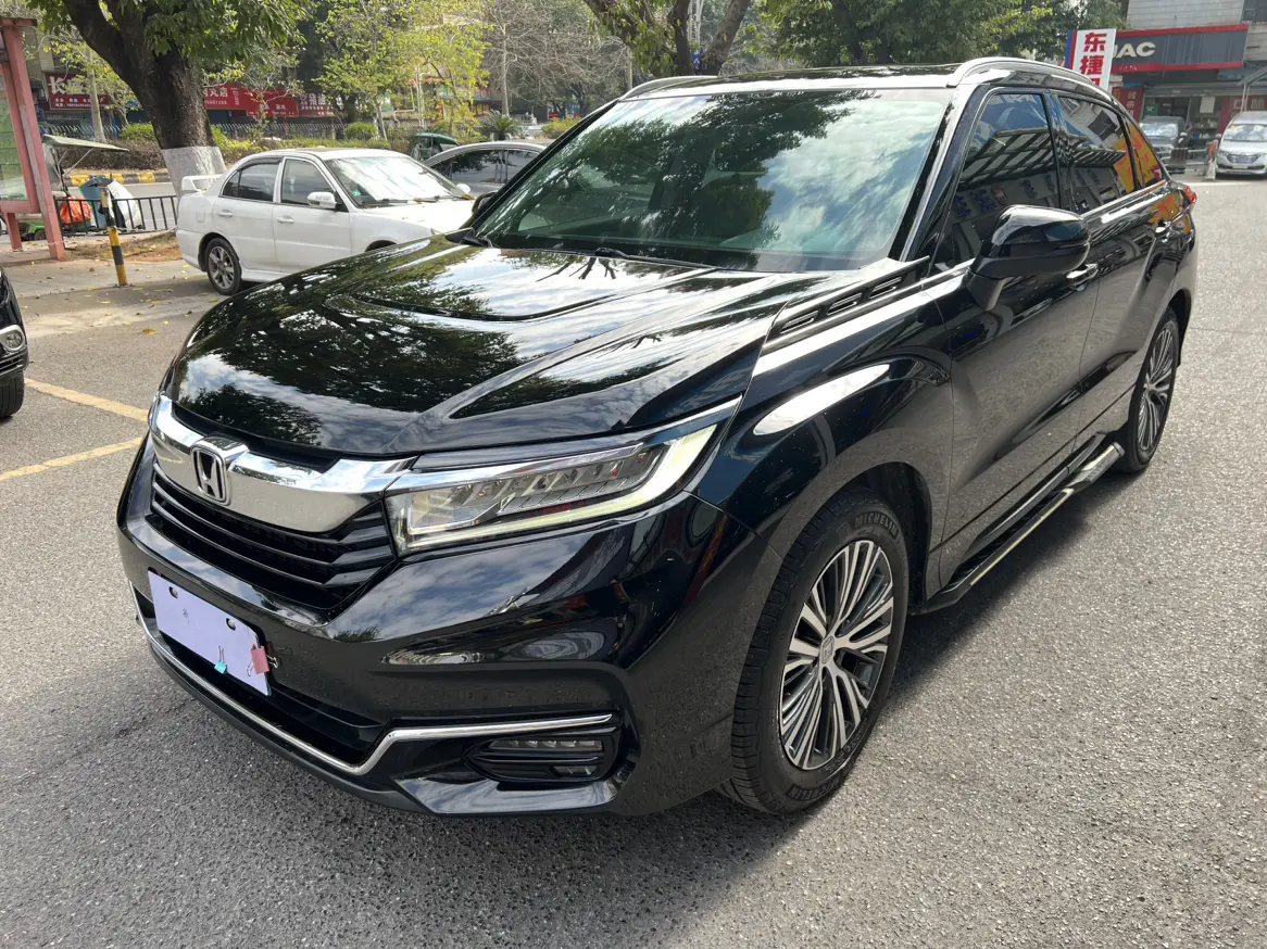 Honda Avancier (Crown Road)  из Китая