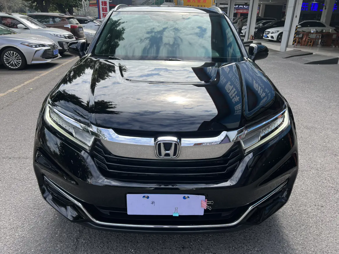 Honda Avancier (Crown Road)  из Китая
