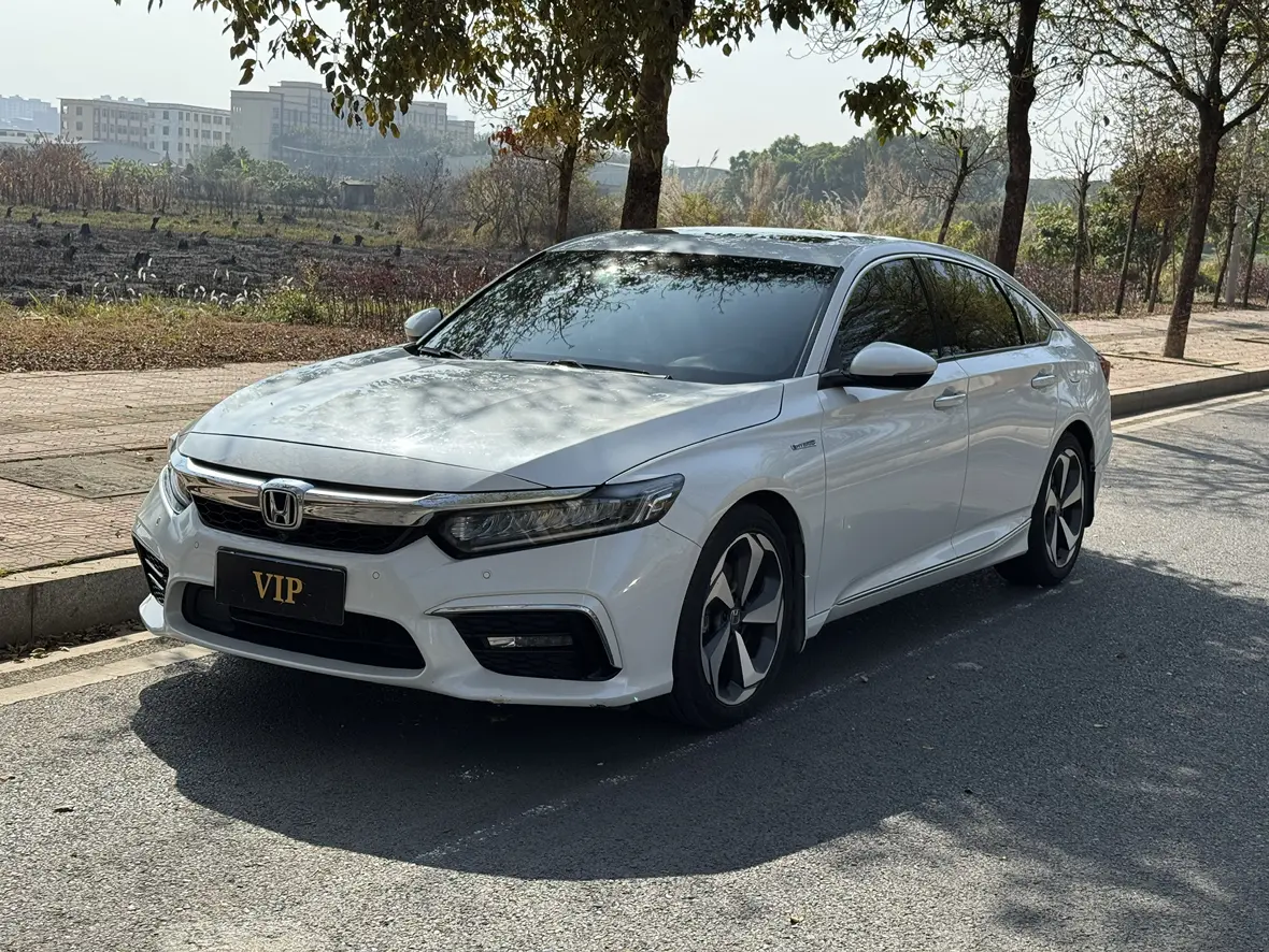 Honda Inspire (Yingshipai)  из Китая