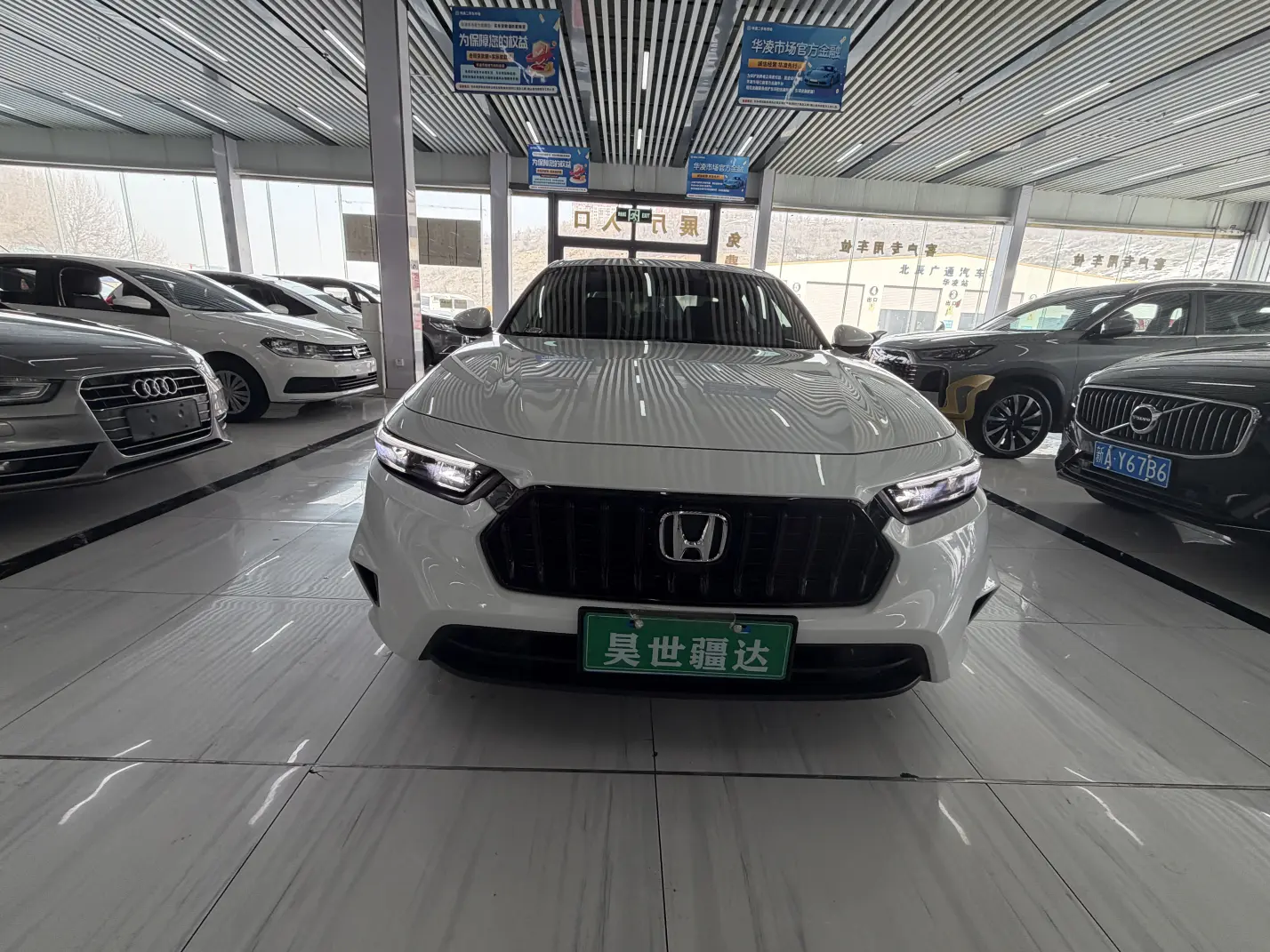 Honda Inspire (Yingshipai)  из Китая